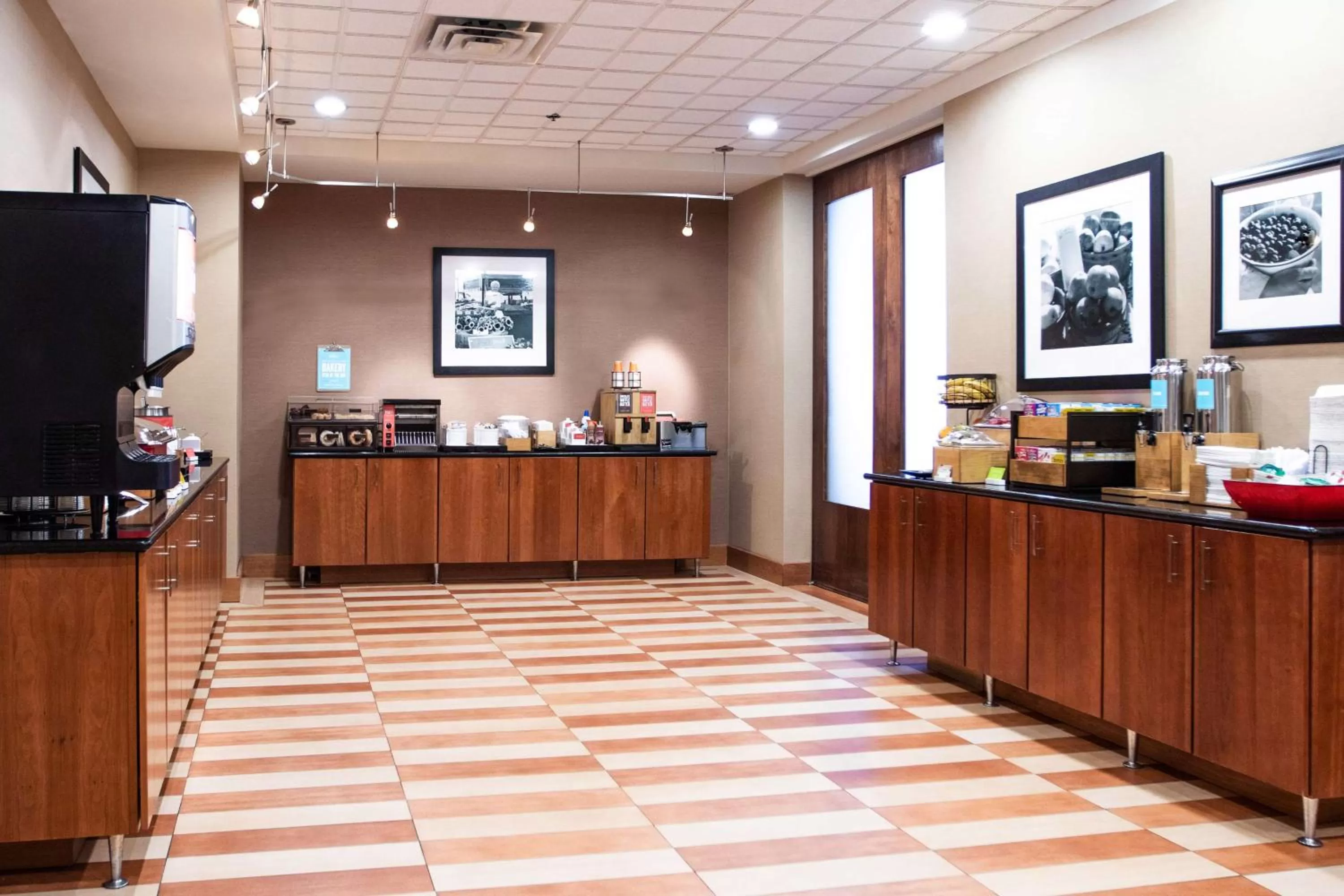 Breakfast in Hampton Inn Gloucester