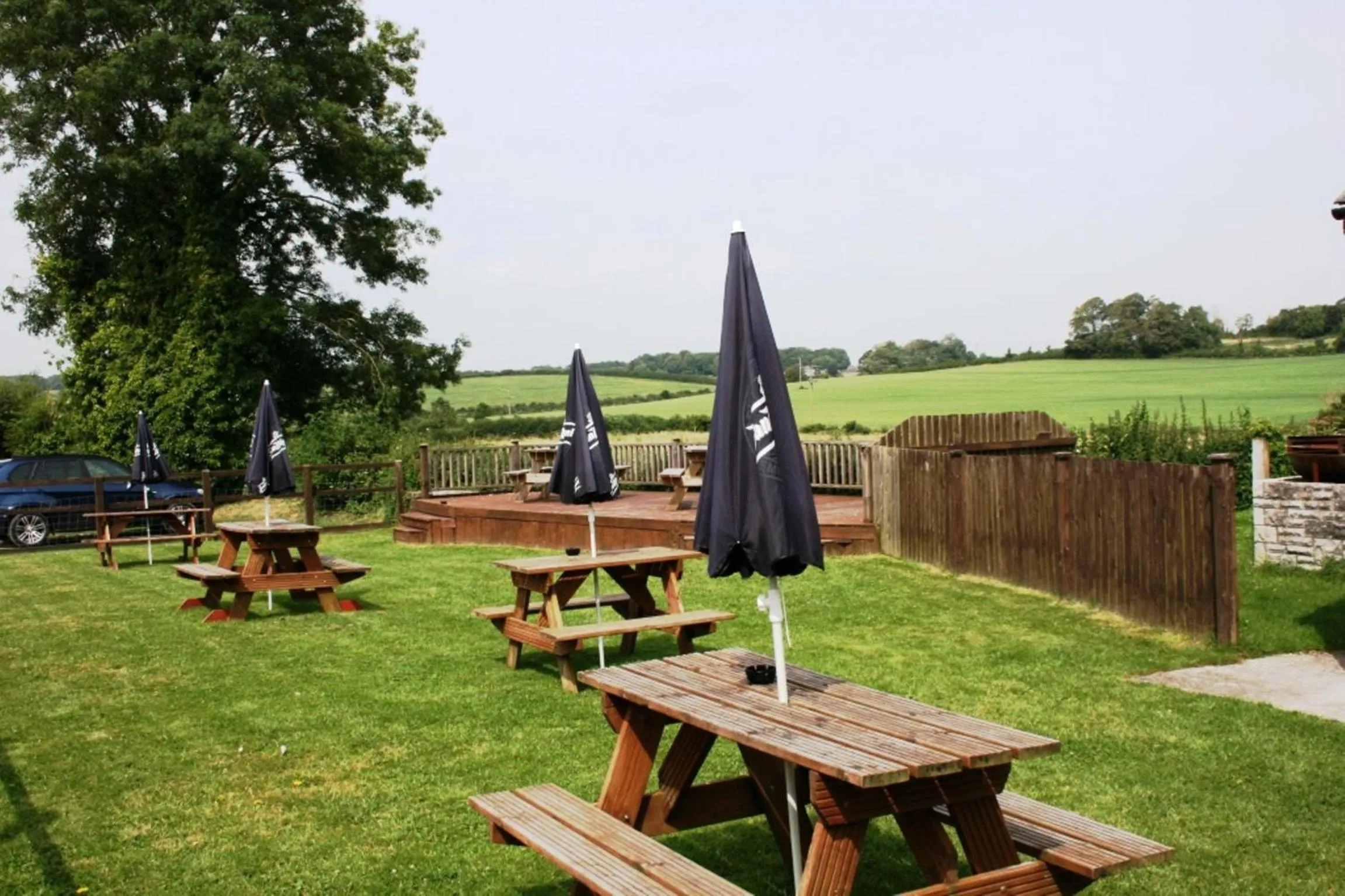 Garden in New Inn - Dorchester