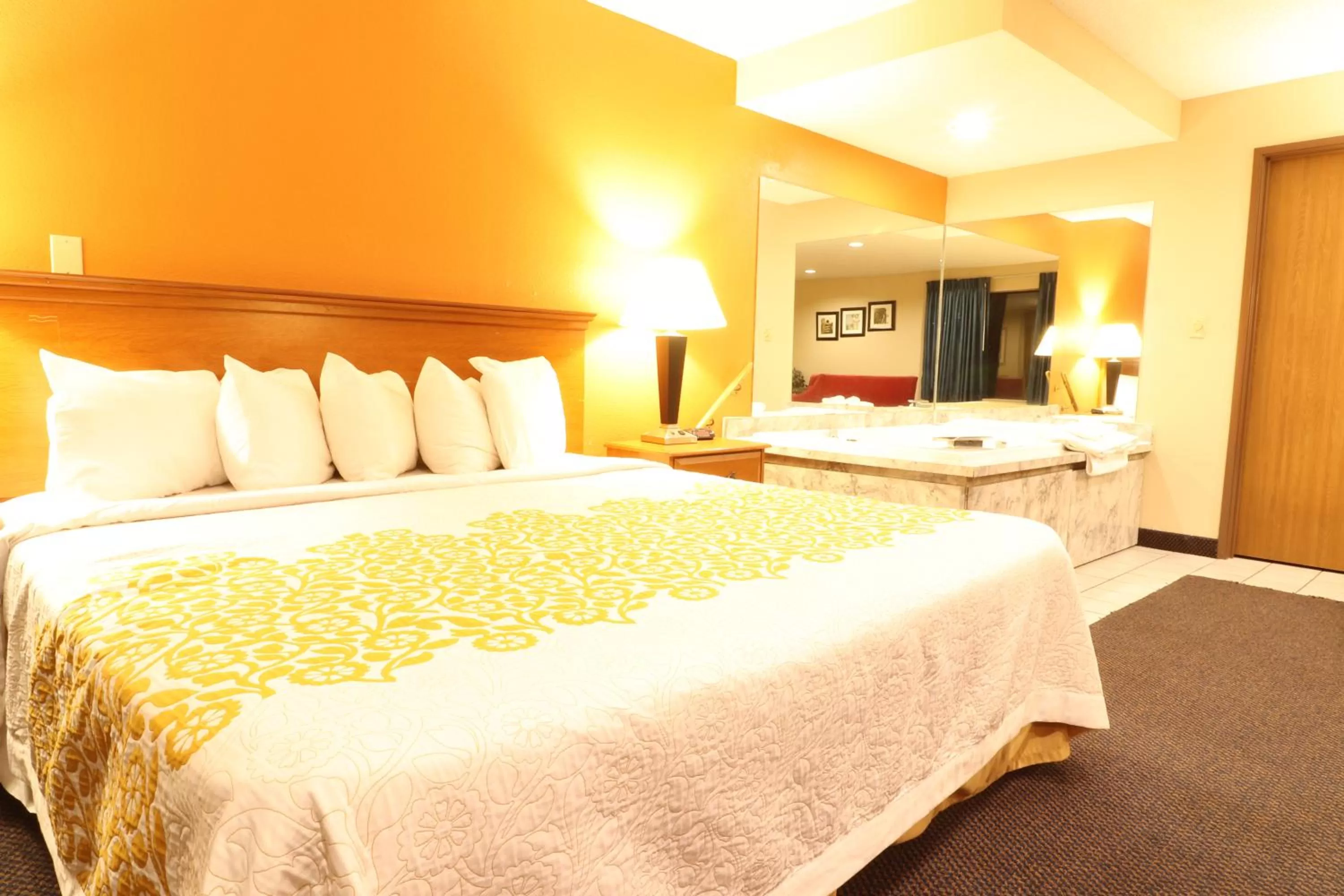 King Studio Suite with Sofa Bed and Hot Tub - Non-Smoking in Days Inn by Wyndham Black River Falls - Access to ATV Trail