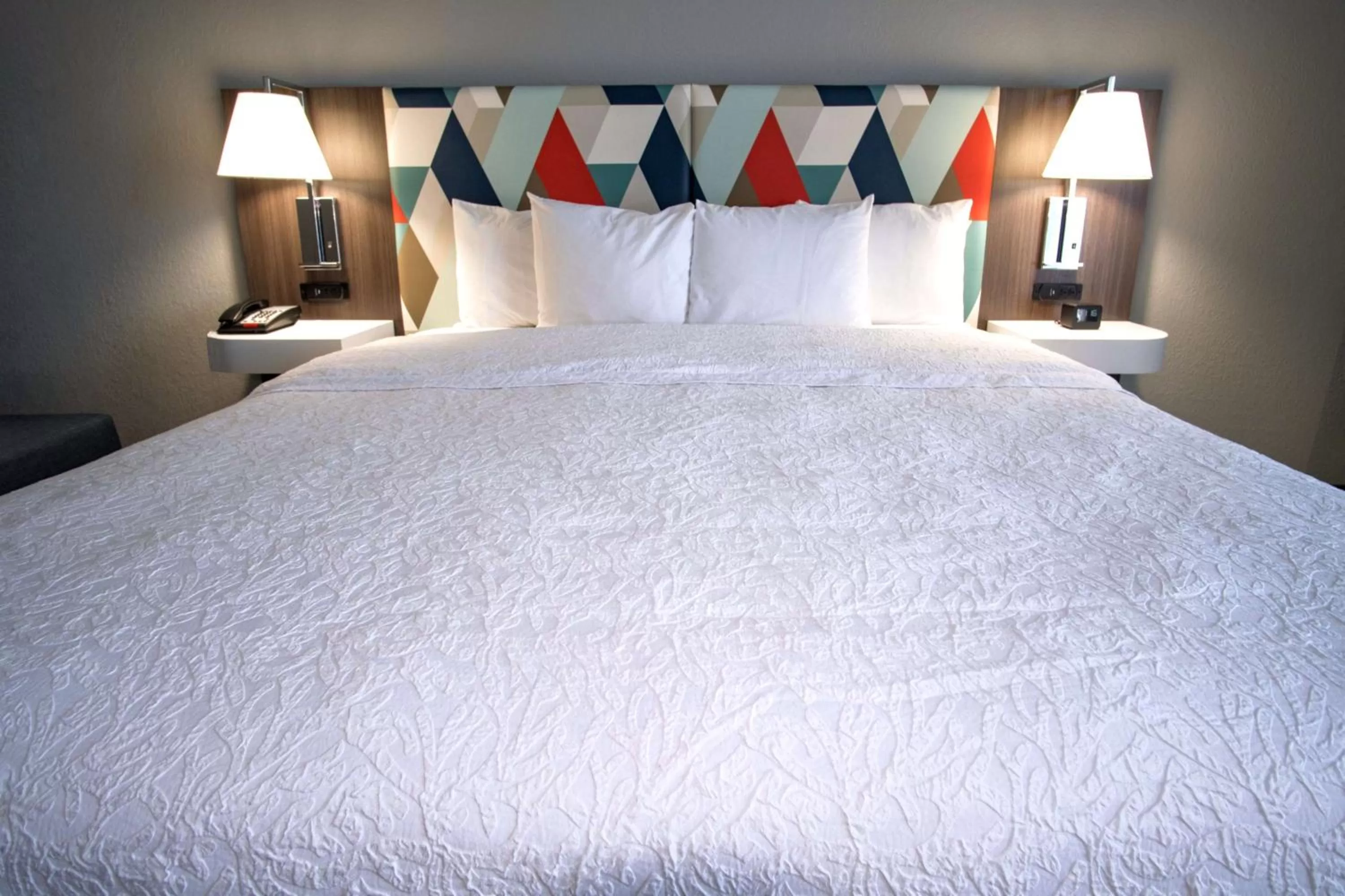 Bed in Hampton Inn Oklahoma City/Yukon