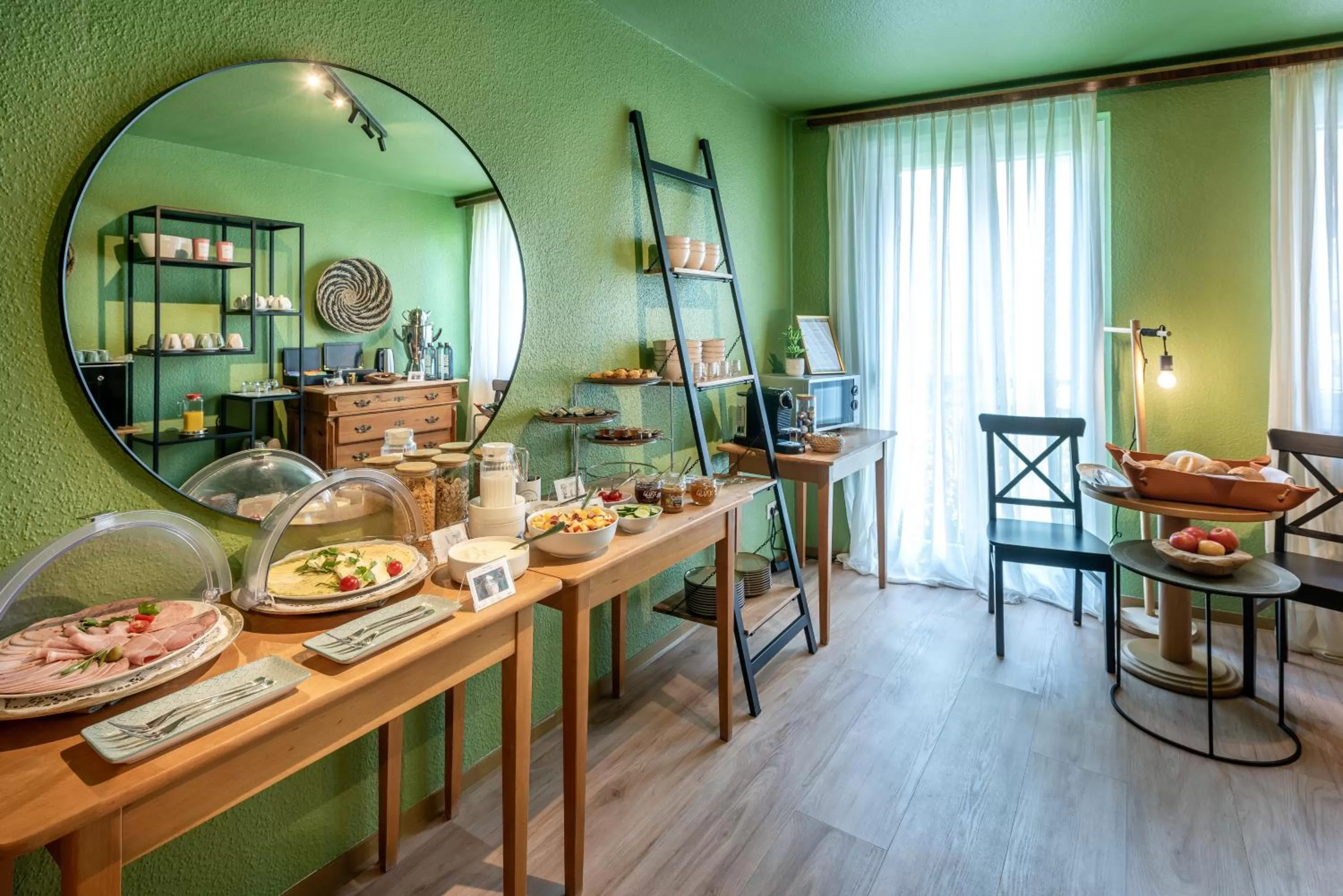 Food and drinks in Vier Jahreszeiten