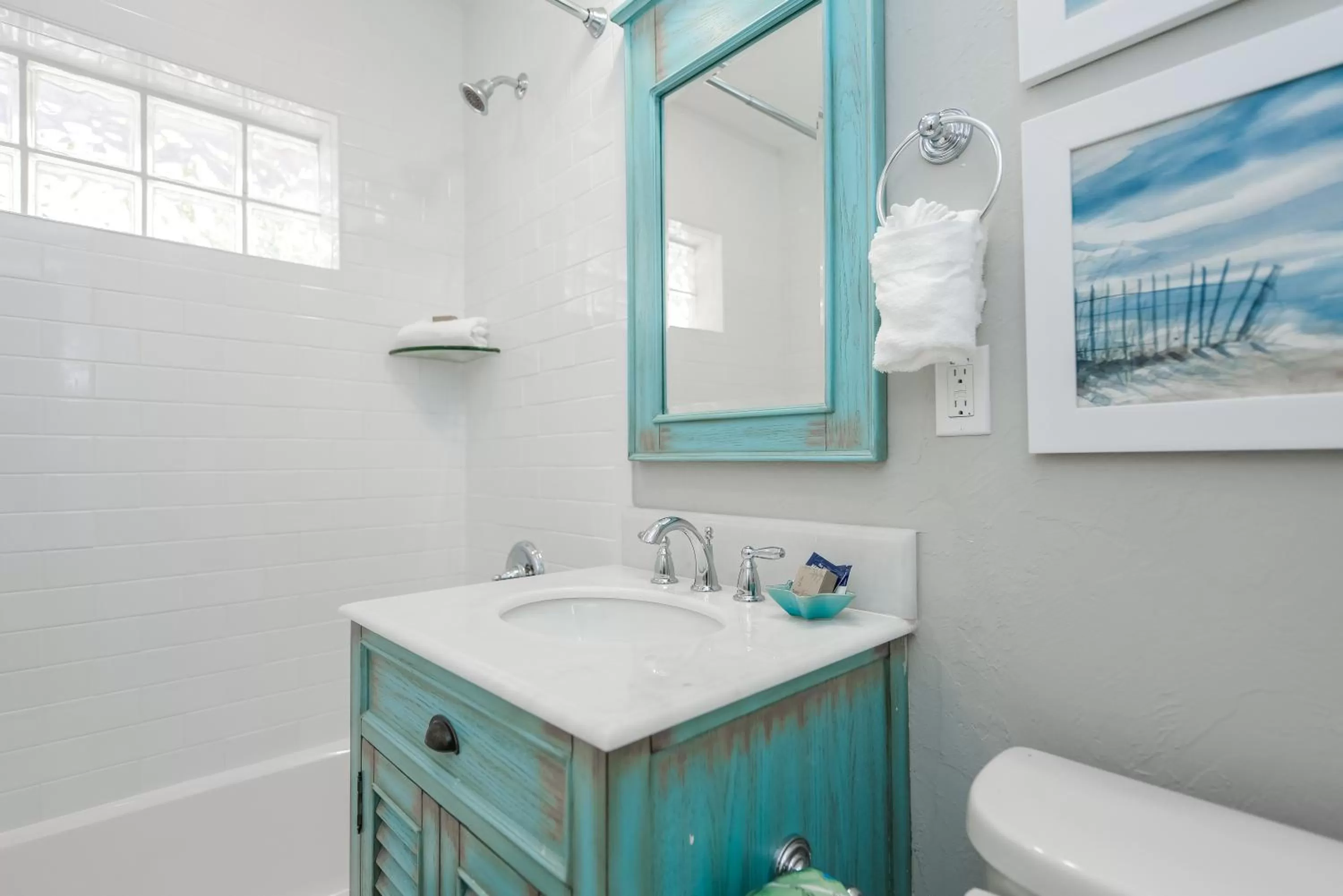 Tropical Breeze Resort