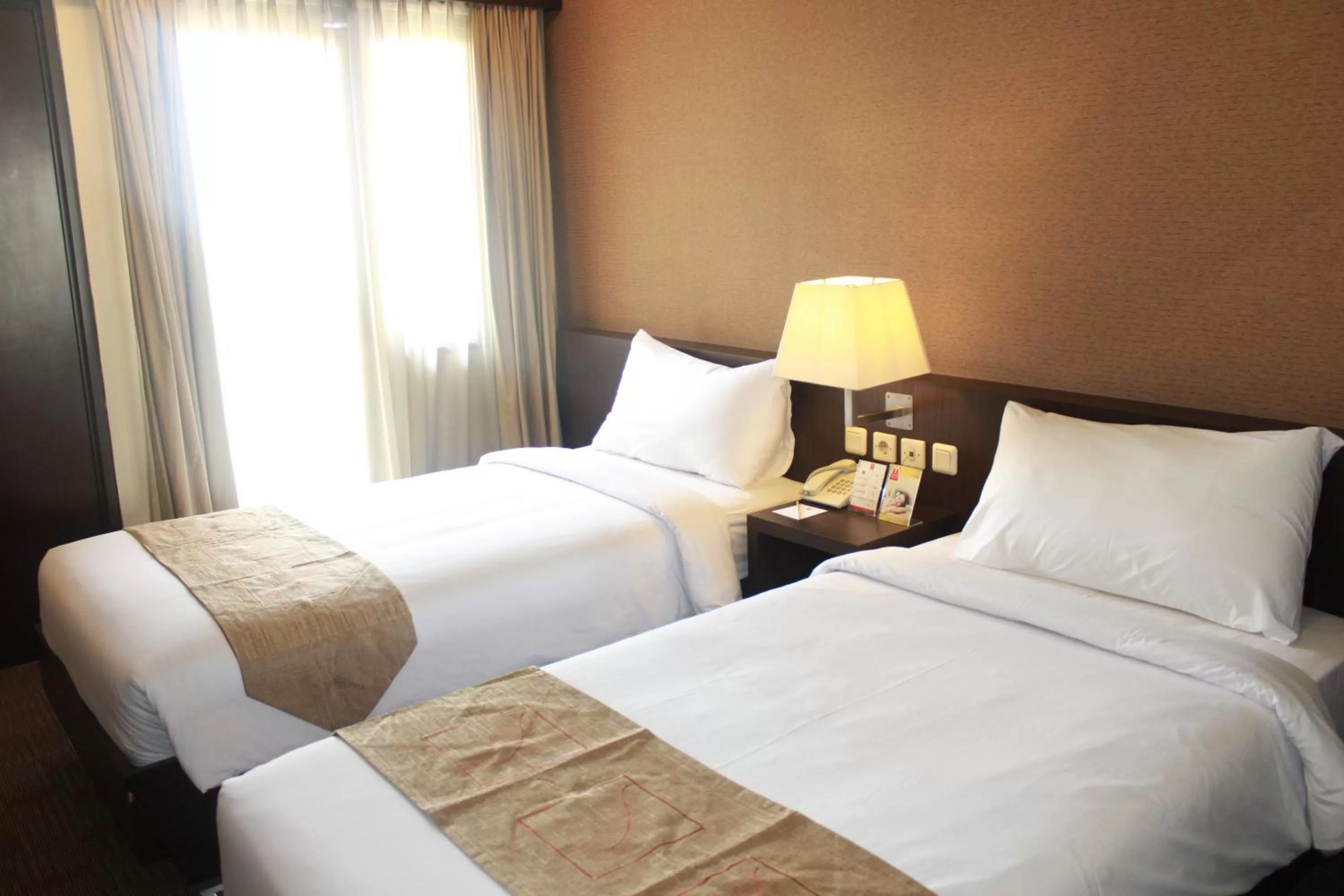 Bed in Metro Hotel Jababeka