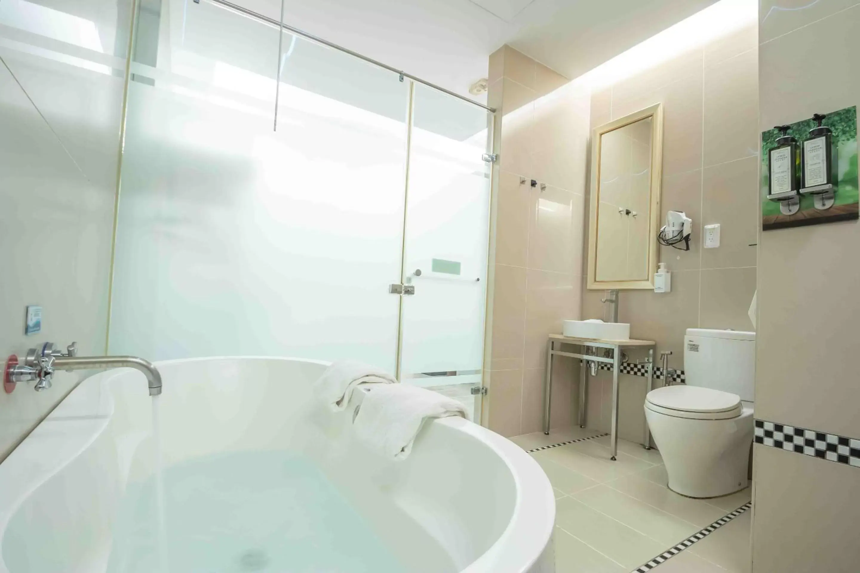 Room Selected at Check-In in 168 Motel-Taoyuan Room Selected at Check-In in 168 Motel-Taoyuan