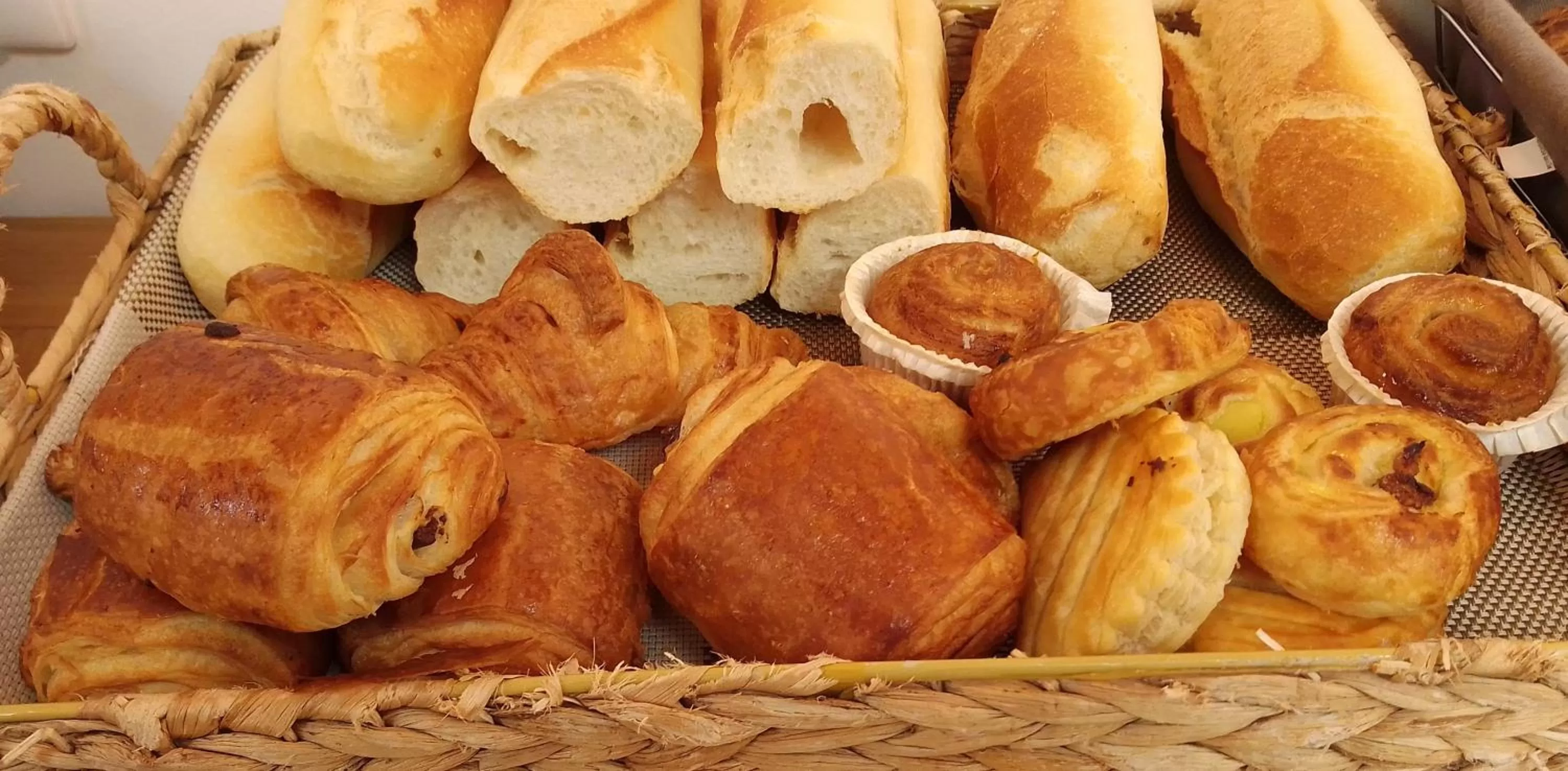 Buffet breakfast in Kyriad Quimper Sud