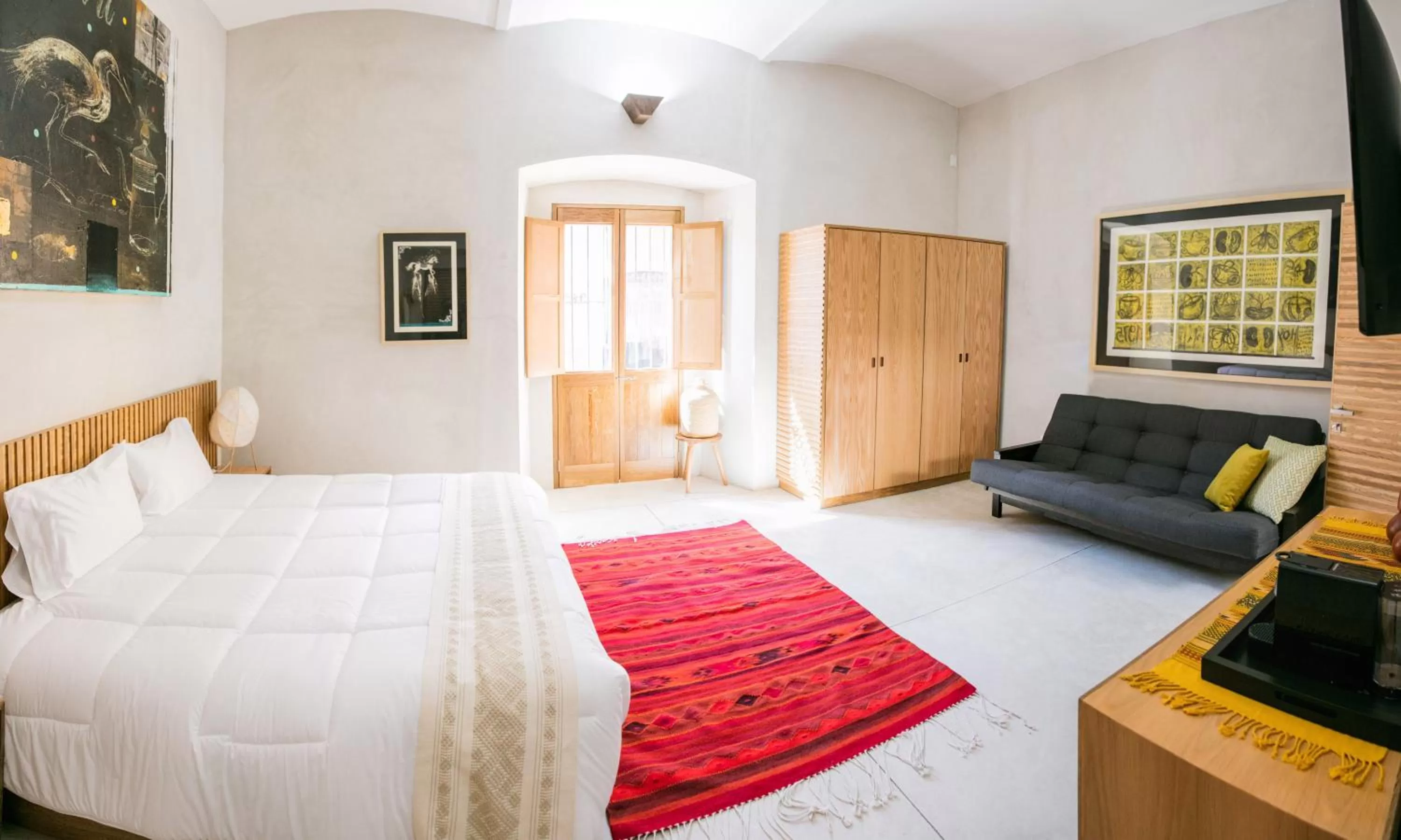Decorative detail, Bed in Casa Carmen Morelos