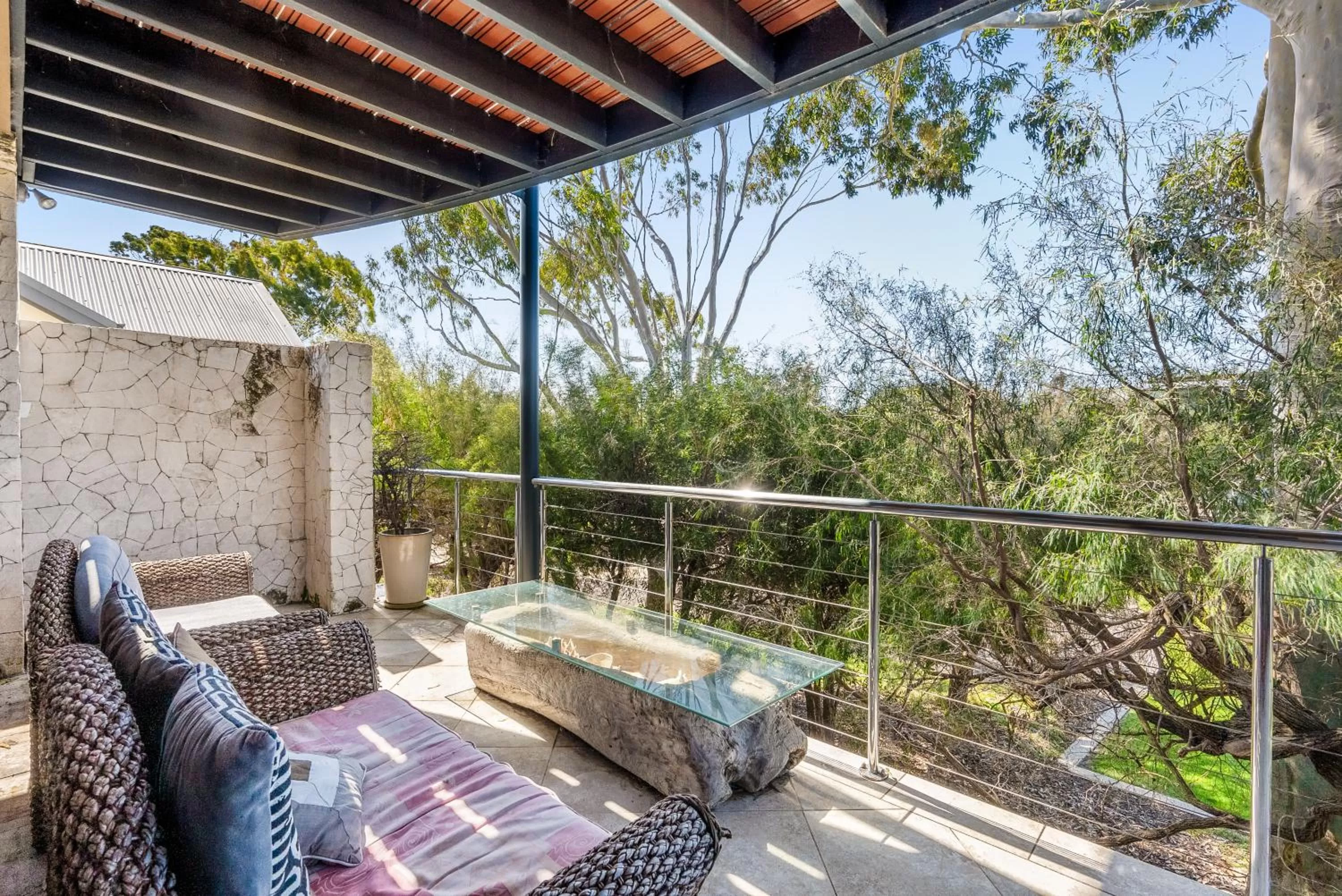 Bay Village Dunsborough