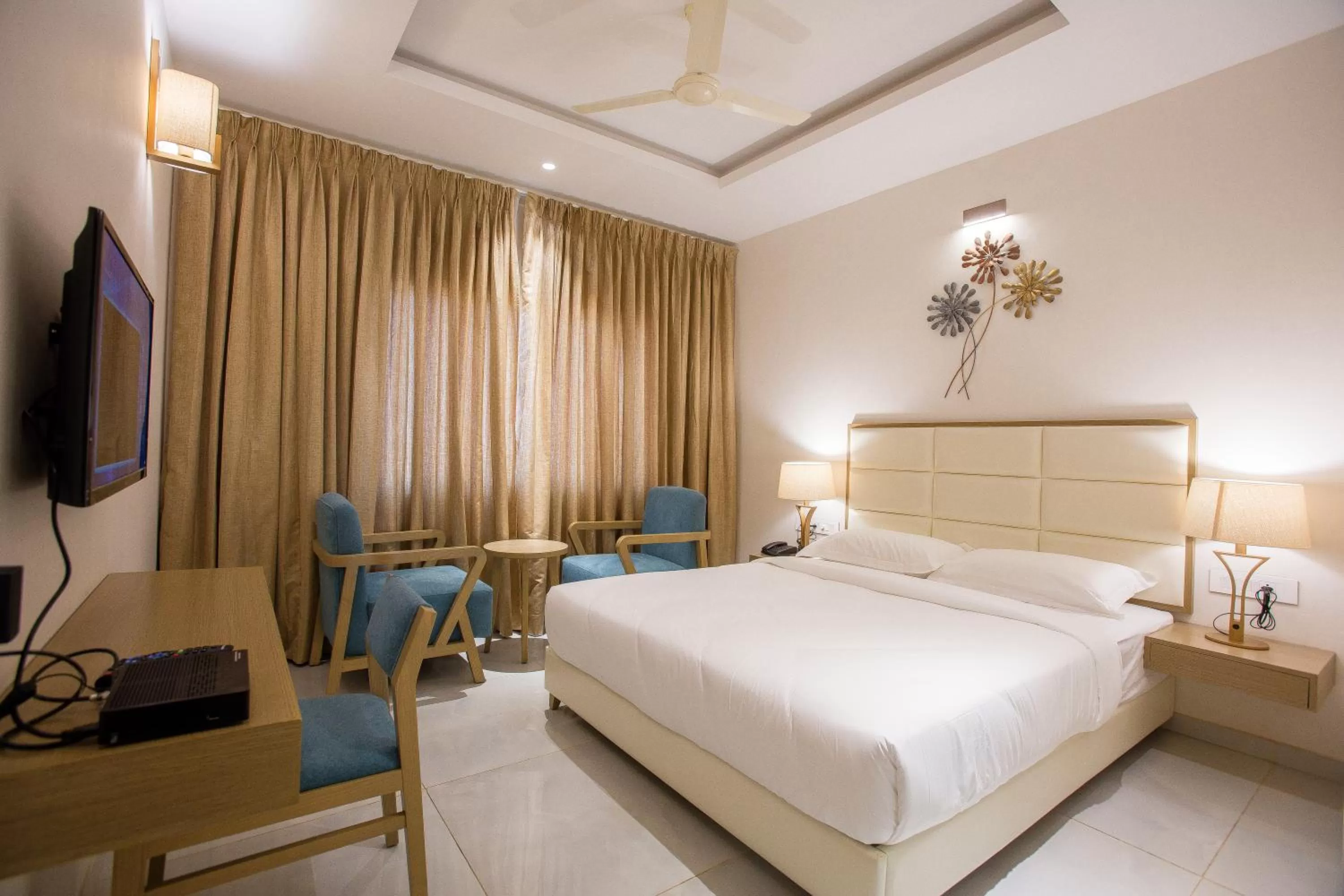 Bed in Sapphire Premium Hotel & Suite