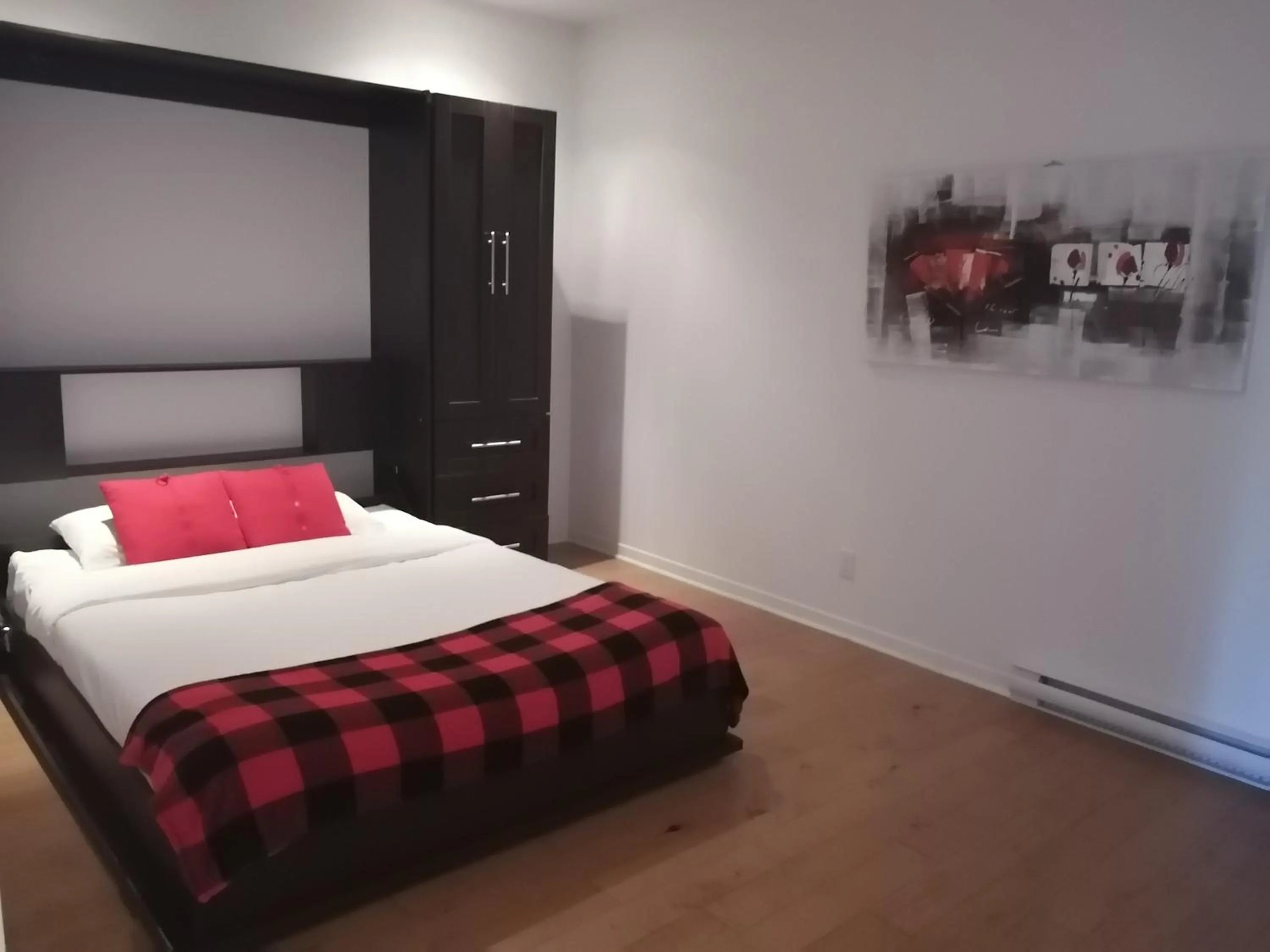 Bed in Condos Hotel Lion D'Or