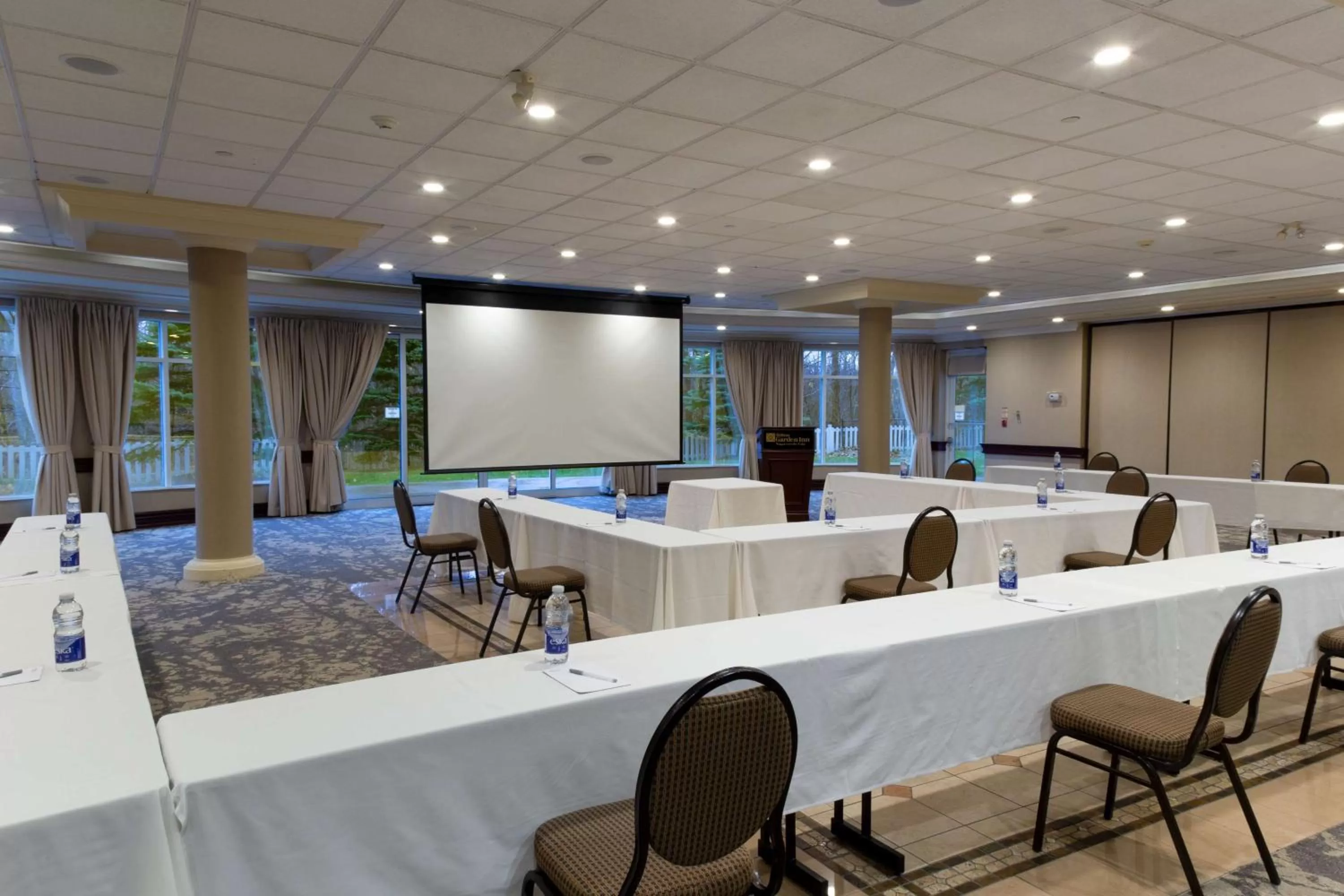 Meeting/conference room in Hilton Garden Inn Niagara-on-the-Lake