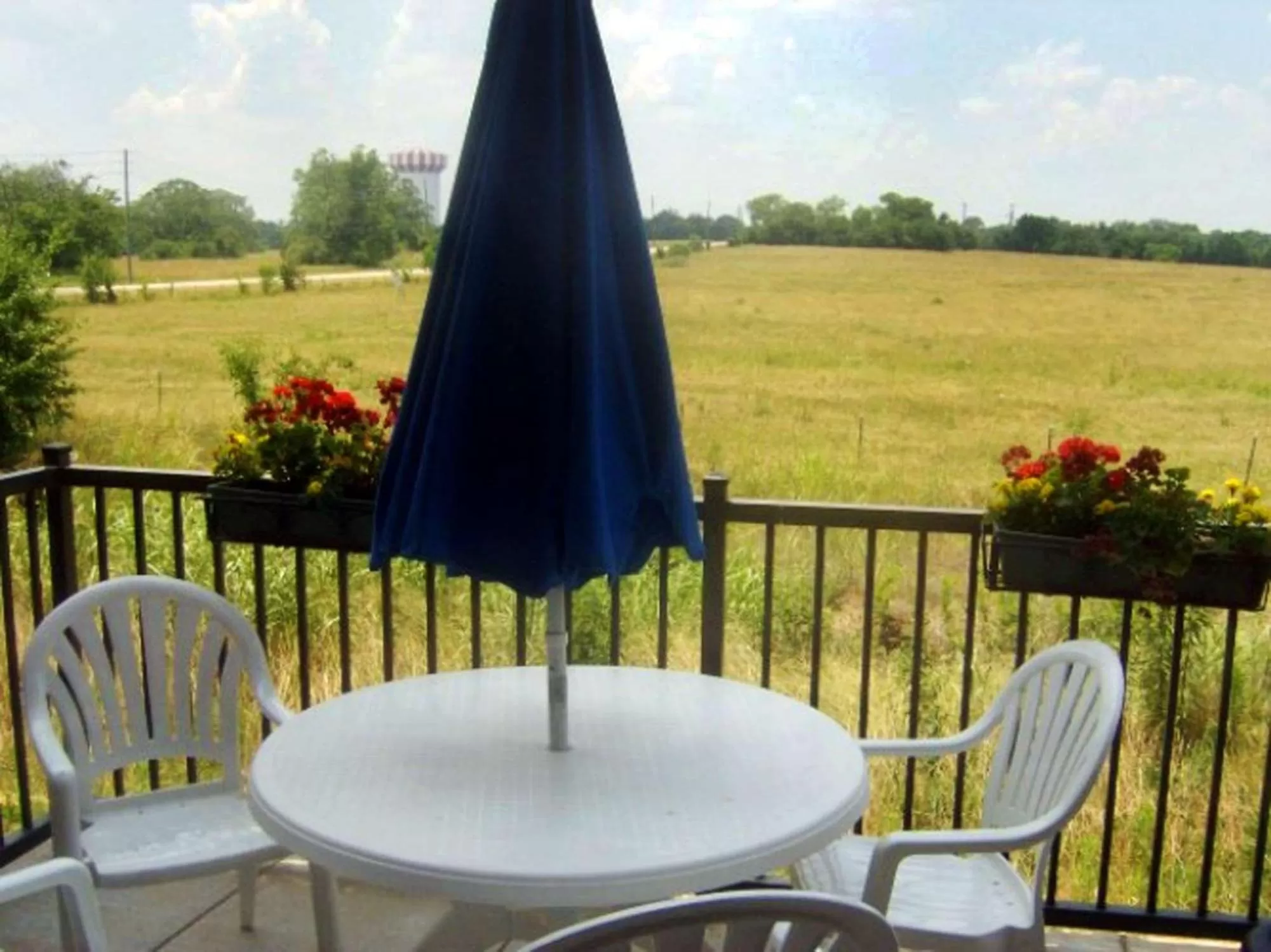 Property building in Hampton Inn Montgomery-South-Airport