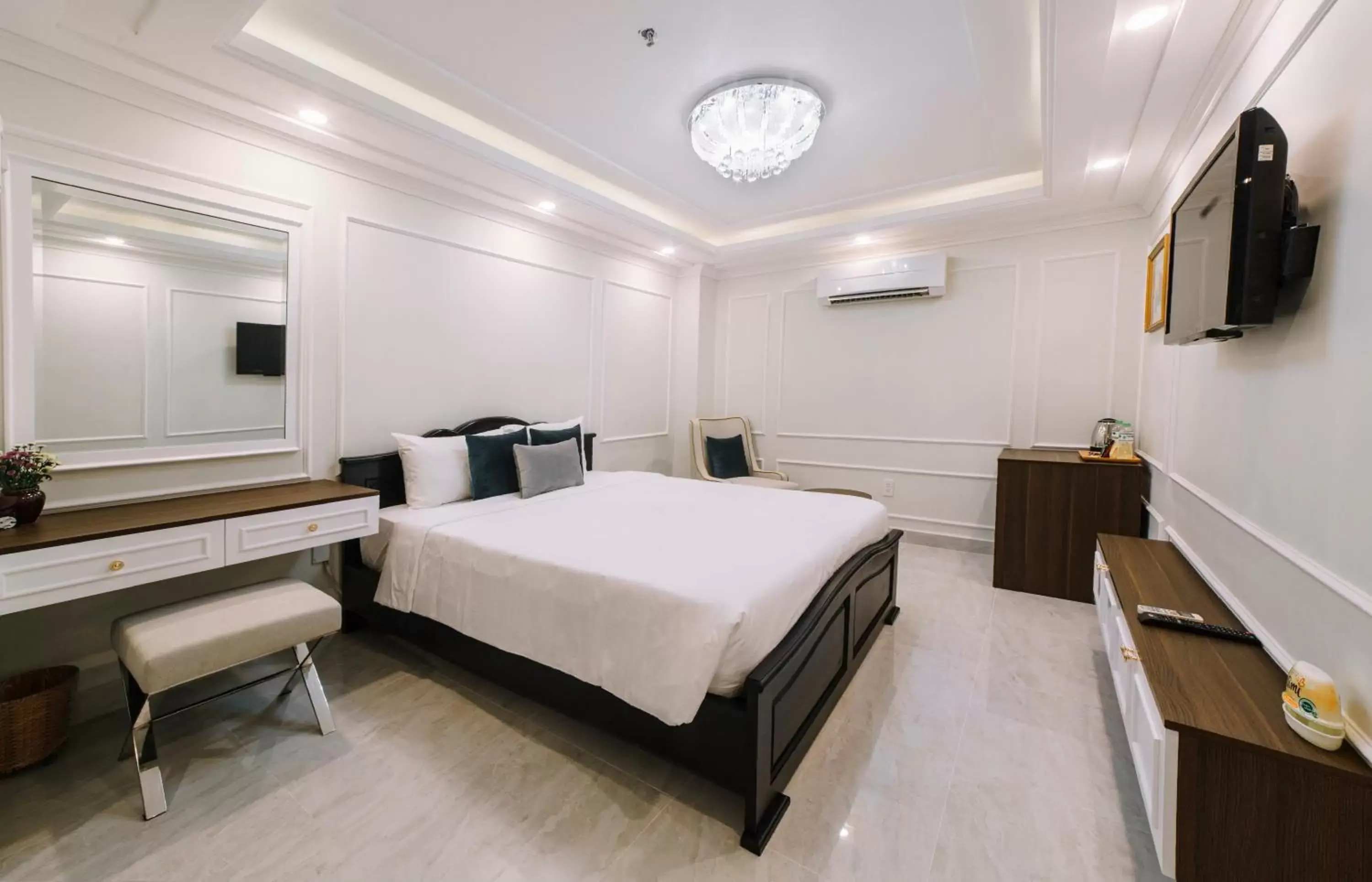 Deluxe Double or Twin (No Window) in Saigon Hanoi Central Hotel Deluxe Double or Twin (No Window) in Saigon Hanoi Central Hotel