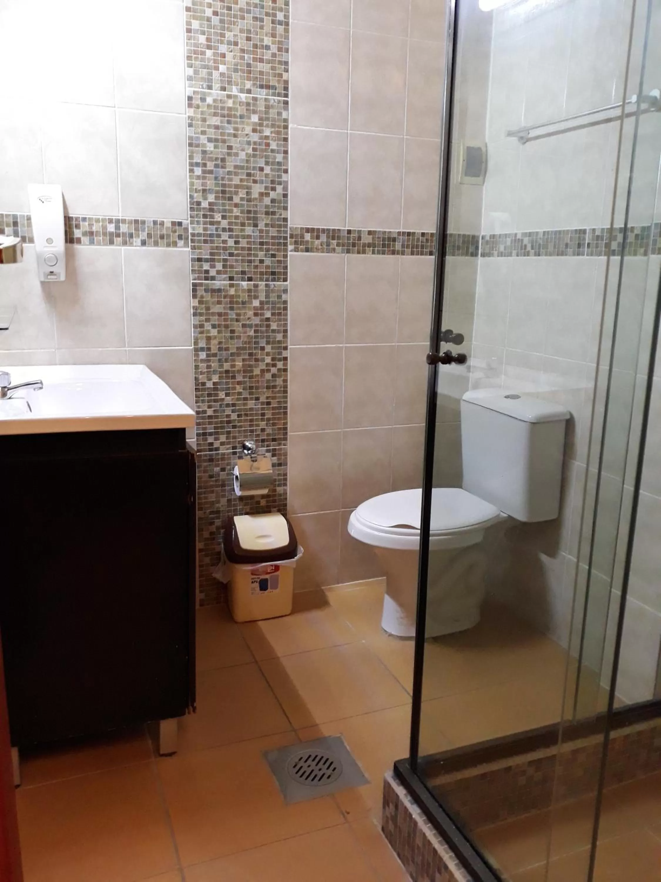 Bathroom in Hostal Terrabella SRL