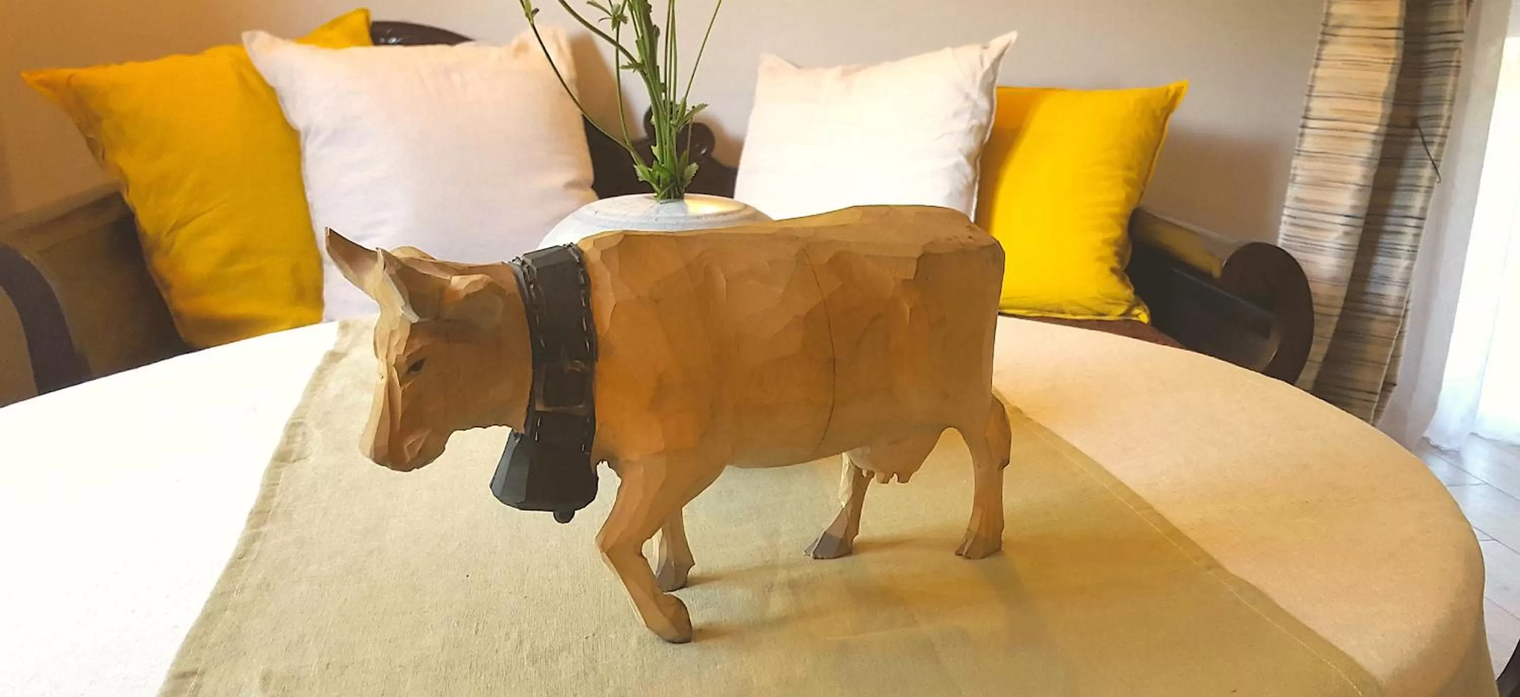 Decorative detail, Bed in L'Herbe aux Vaches