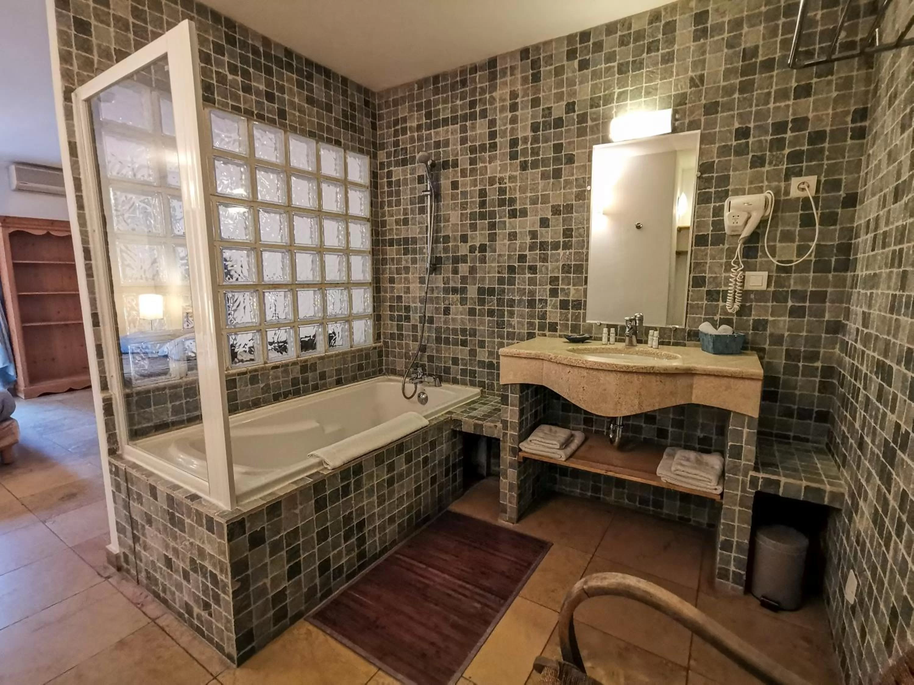 Hôtel la Fête en Provence