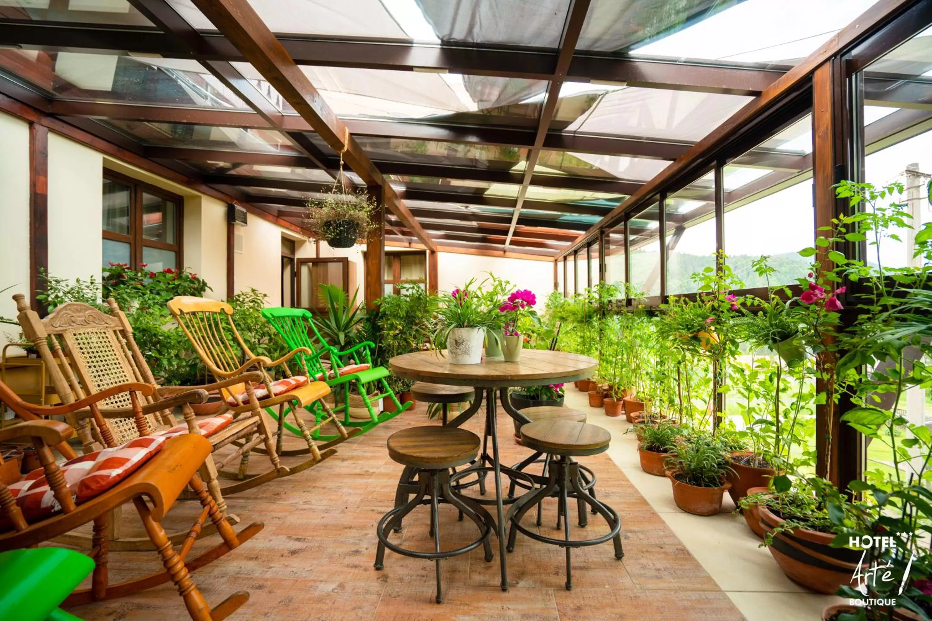 Balcony/Terrace, Restaurant/Places to Eat in Art'e Boutique Hotel