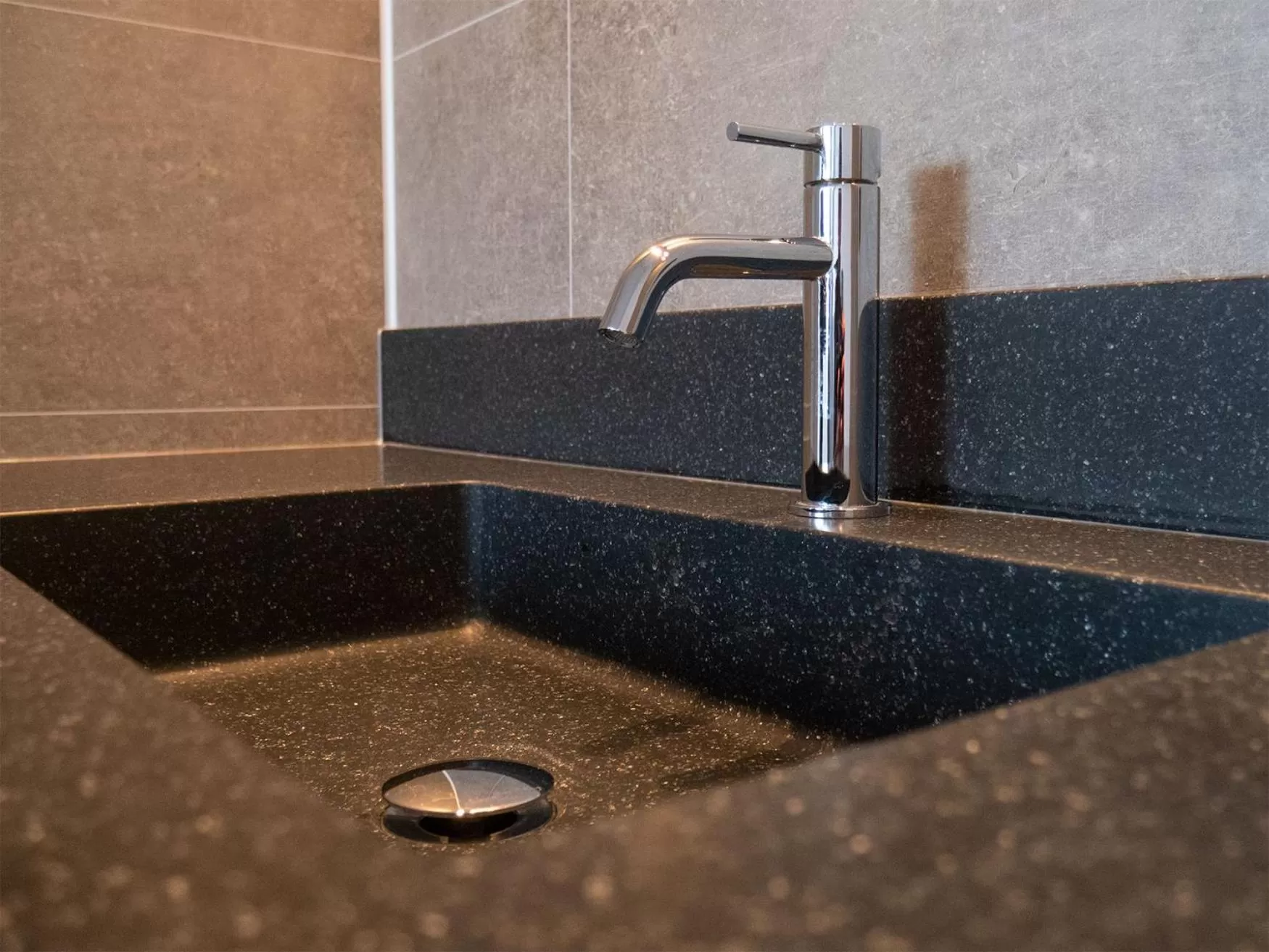 Bathroom in Hotel Tholen