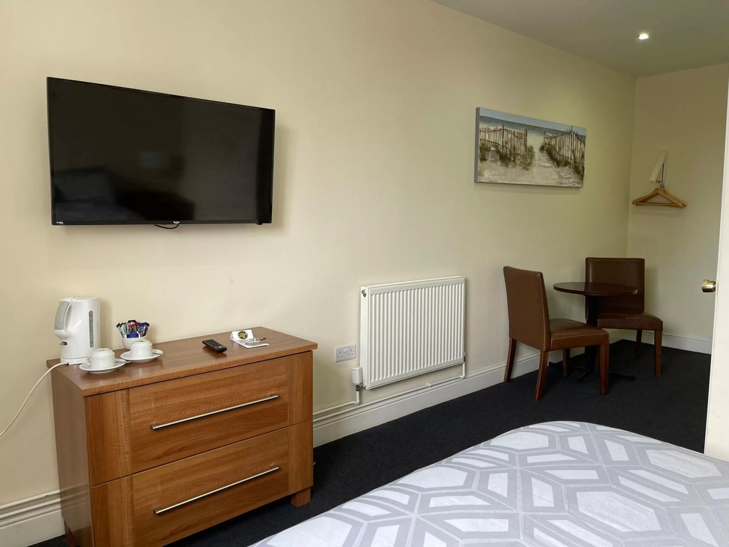 TV/Entertainment Center in The Goodlife Guesthouse