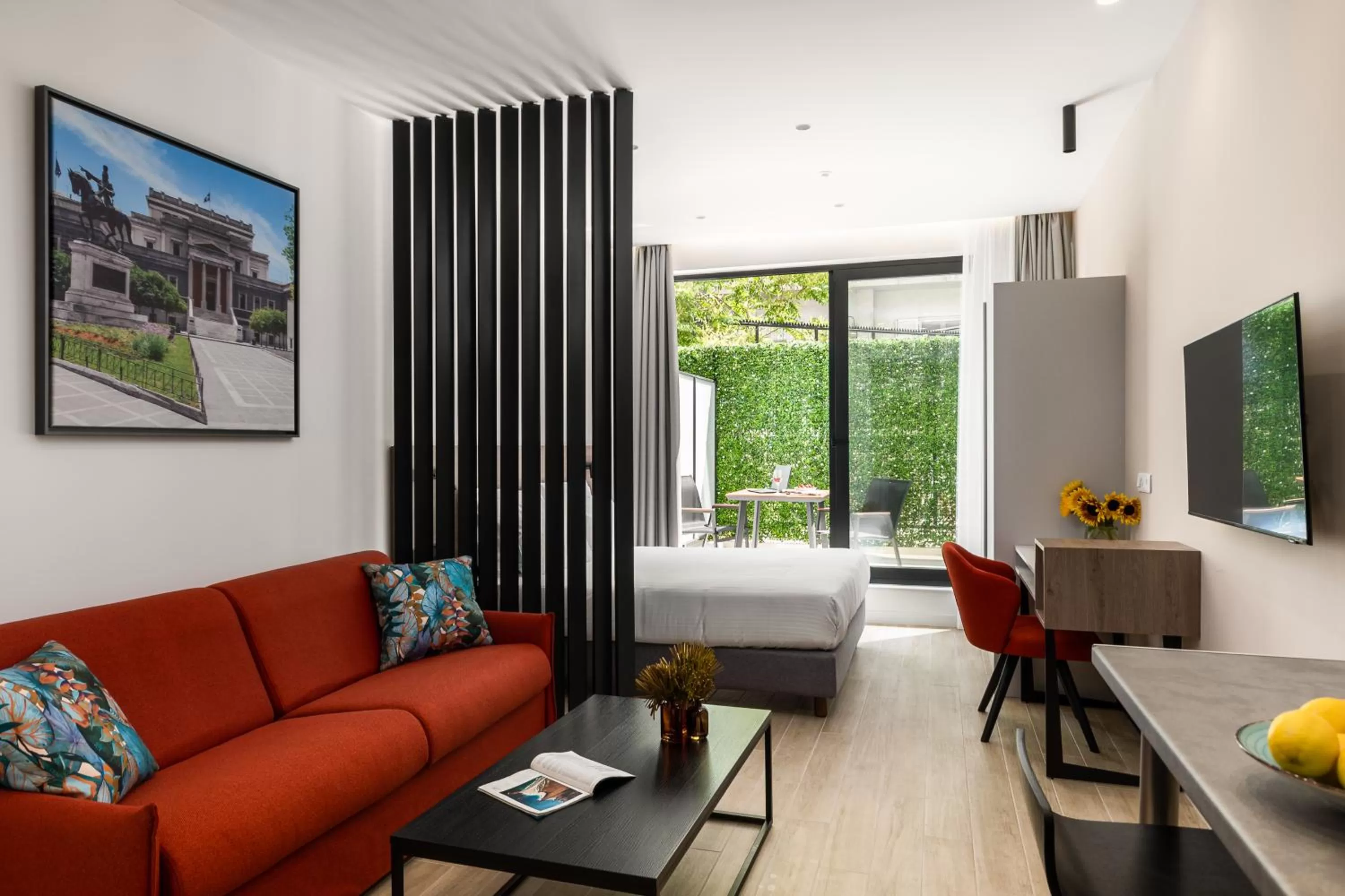 Photo of the whole room in Hestia - Averof 7