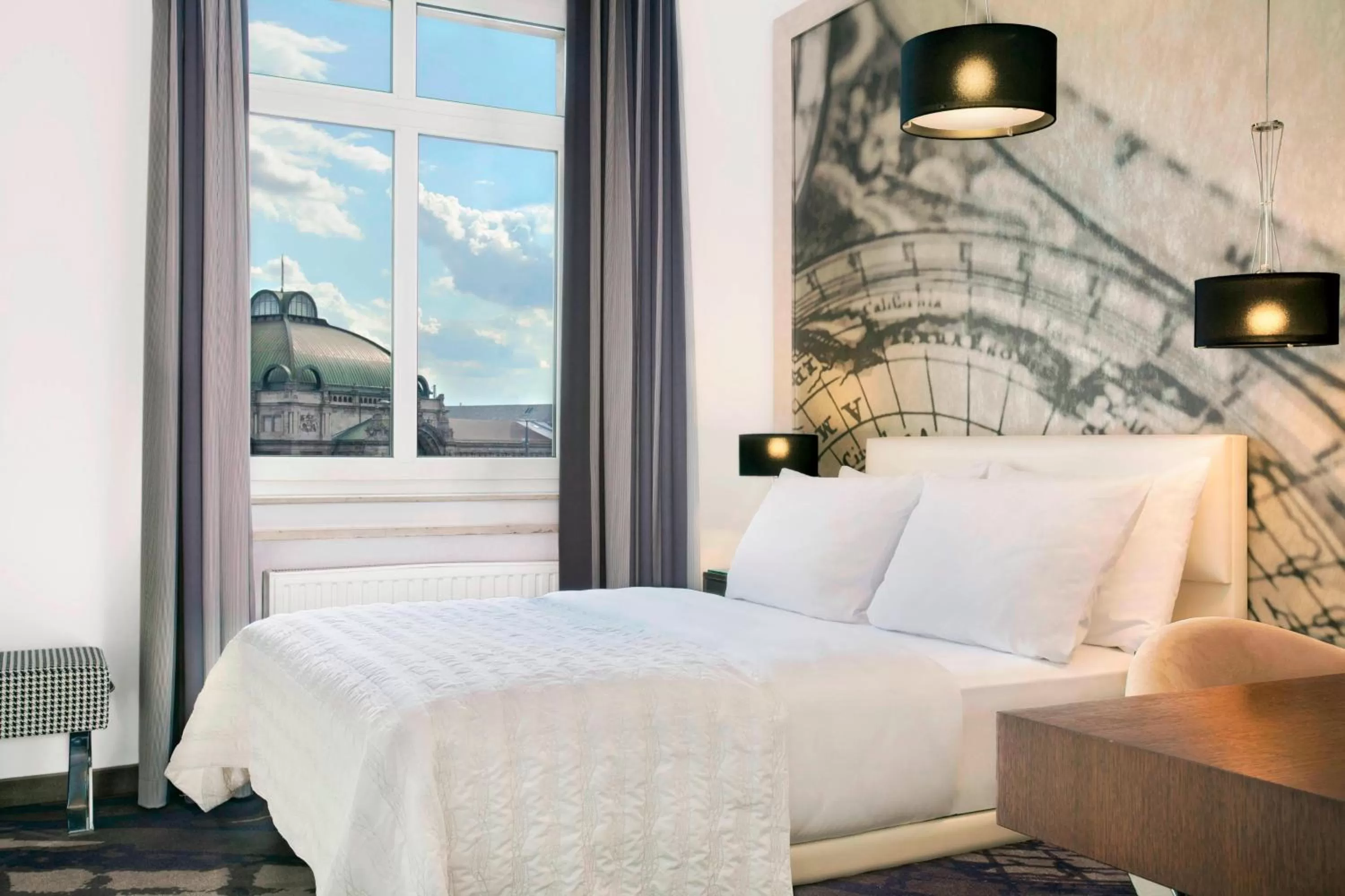 Photo of the whole room, Bed in Le Méridien Grand Hotel Nürnberg