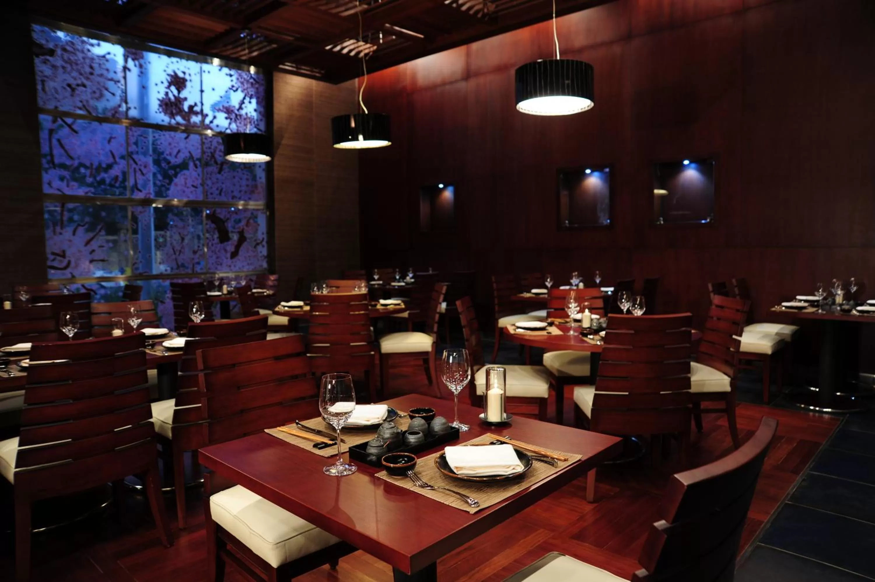 Restaurant/places to eat in Crowne Plaza Jeddah by IHG