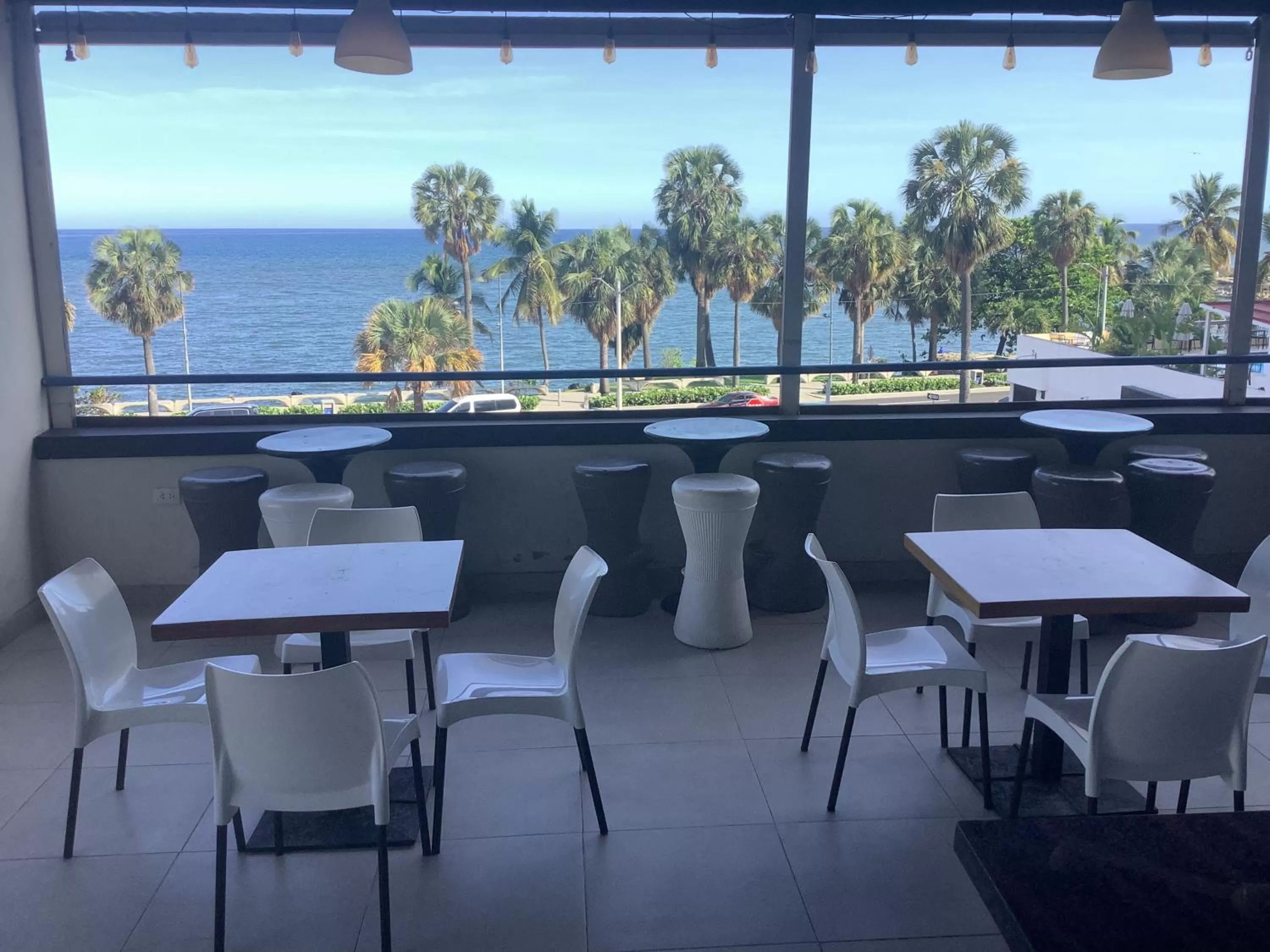 Restaurant/places to eat in Hotel Blue Malecón And Spa