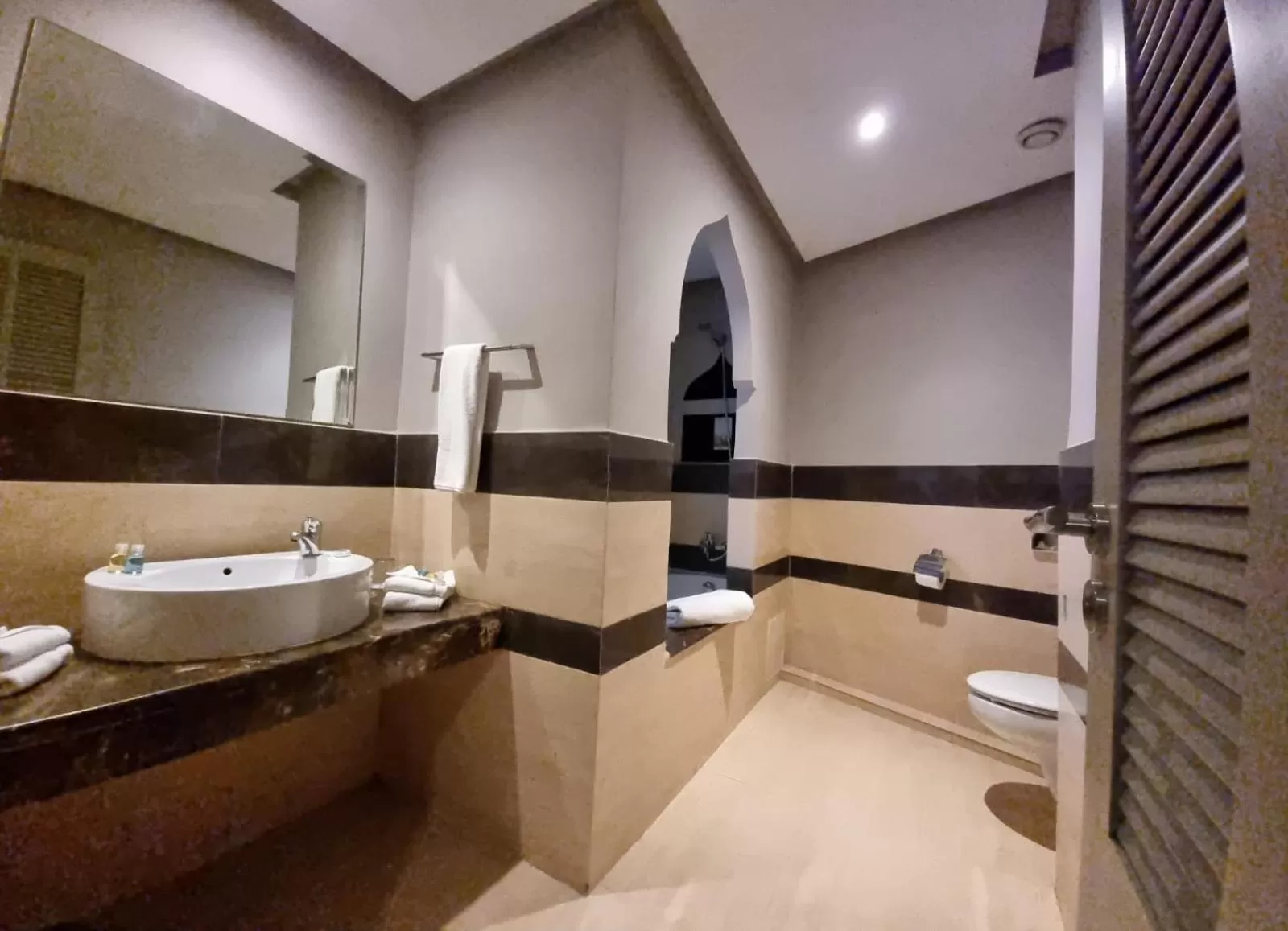 Bathroom in Blue Sea Le Printemps