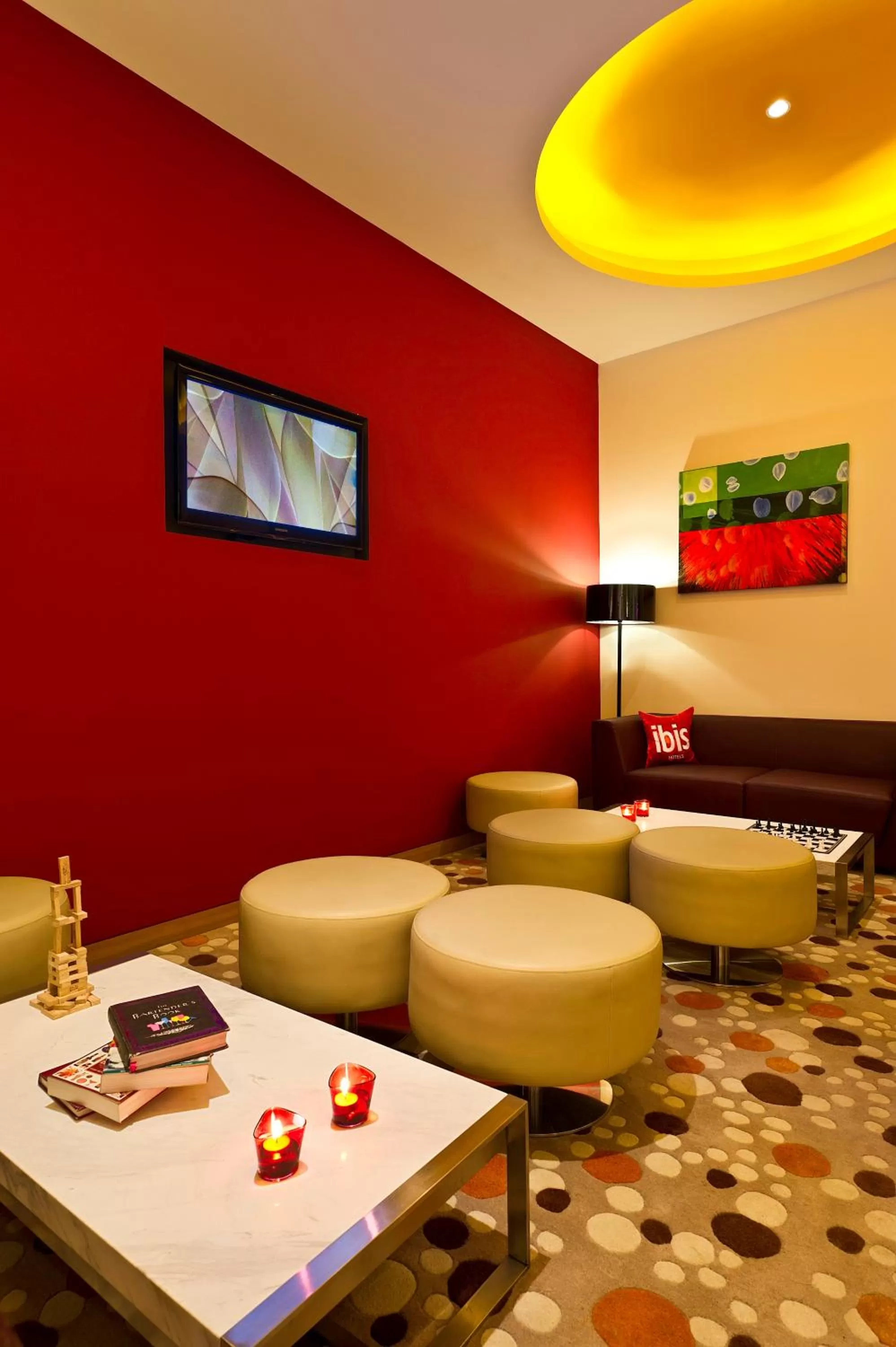 Lobby or reception in ibis Navi Mumbai - An Accor Brand