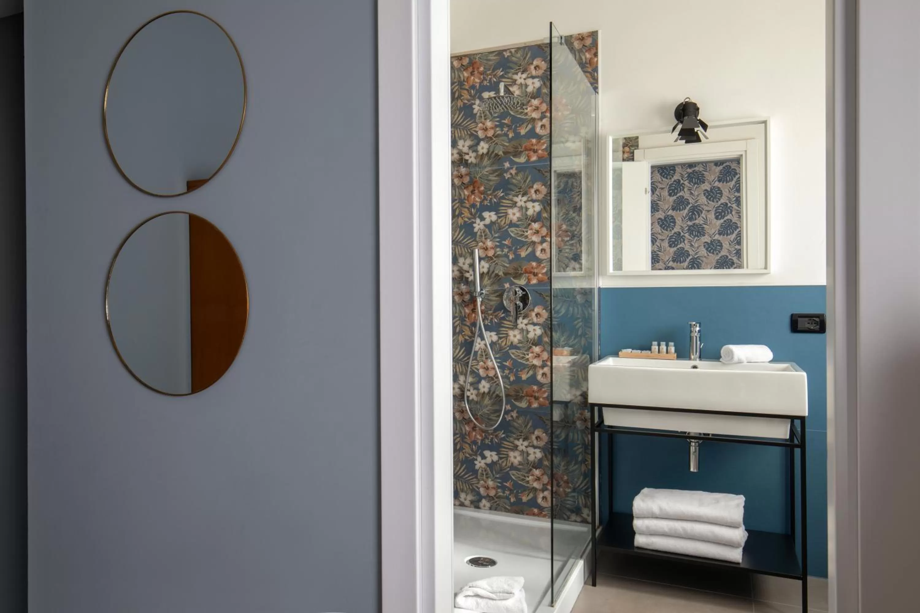 Toilet in Bloom Hotel Rome