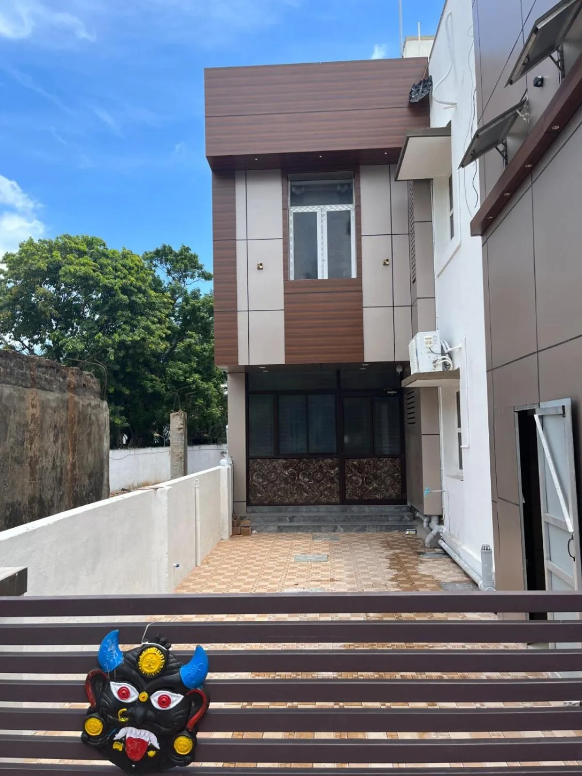 Property building in SAN BEACH RESIDENCY