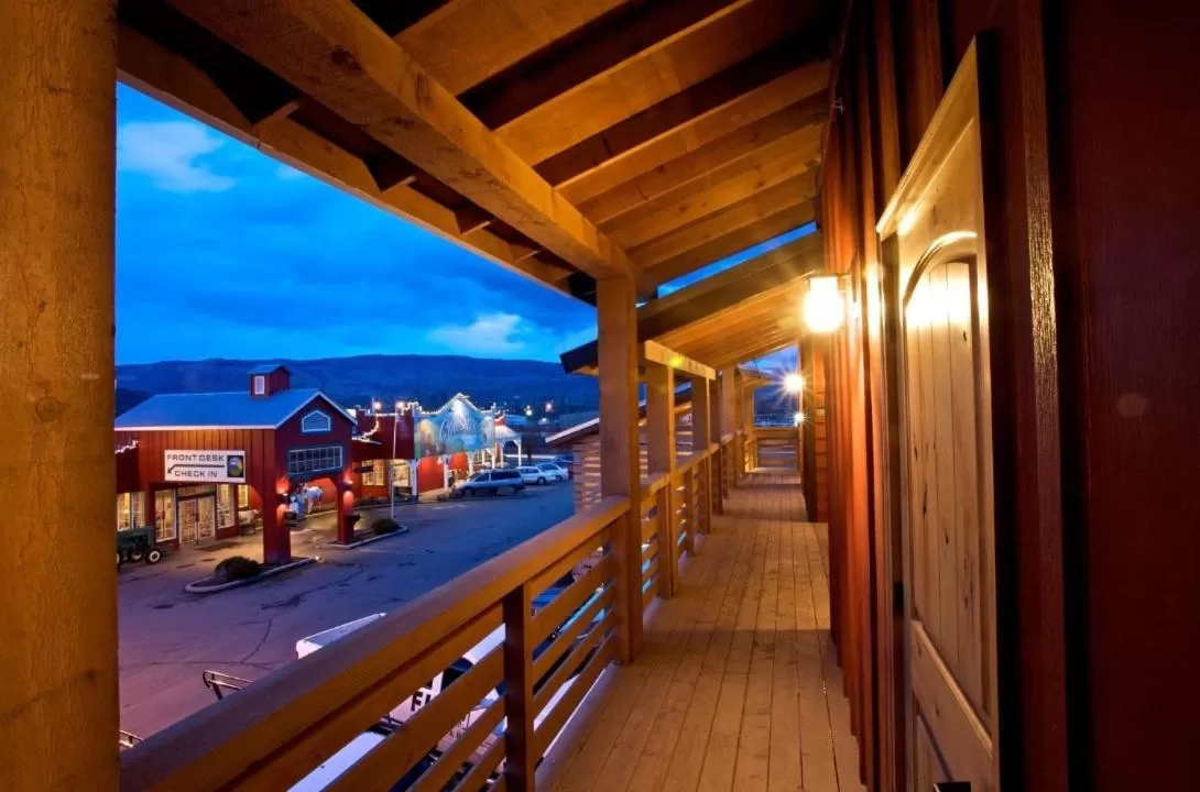 Facade/entrance in Cousin's Country Inn