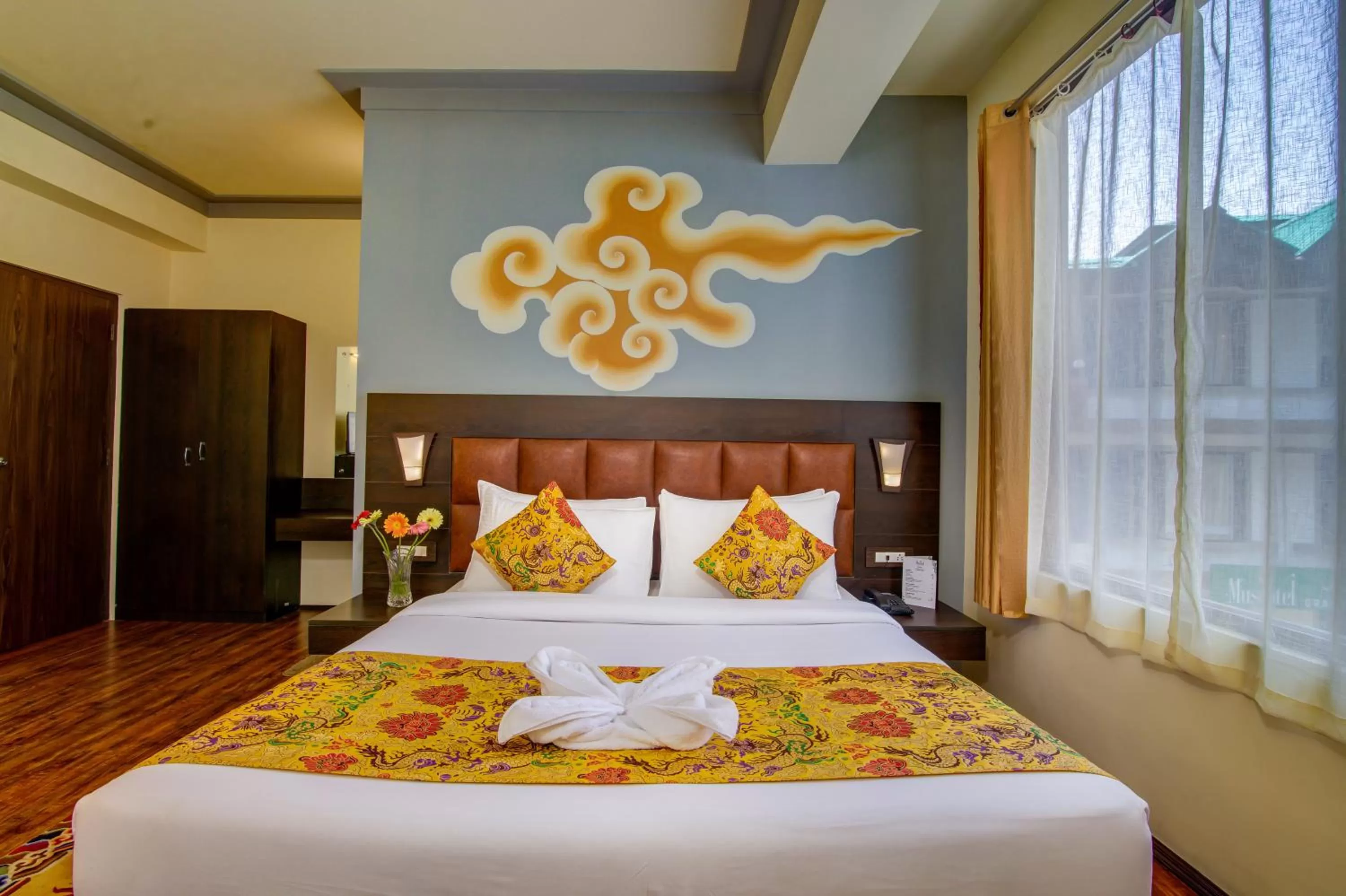 Bedroom, Bed in Muscatel Grand Silkroute - 300 Mts from MG Marg