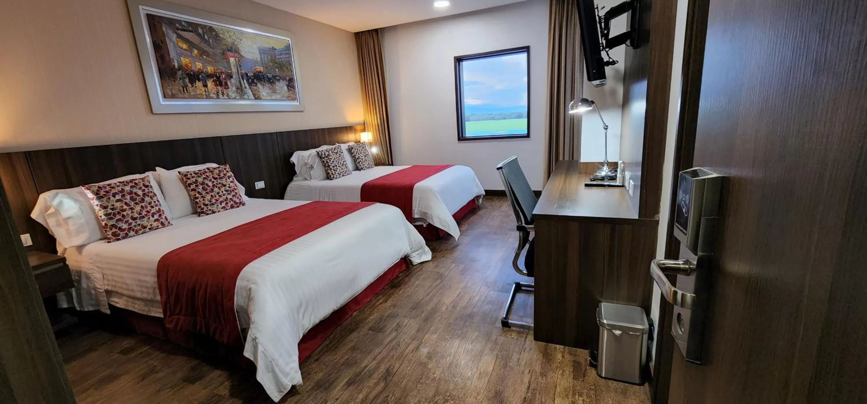 Bed in Hotel Real Elim International