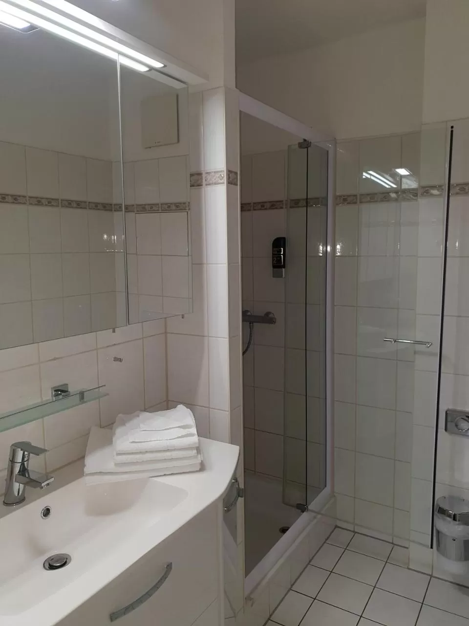 Shower in Hotel Rosenhof