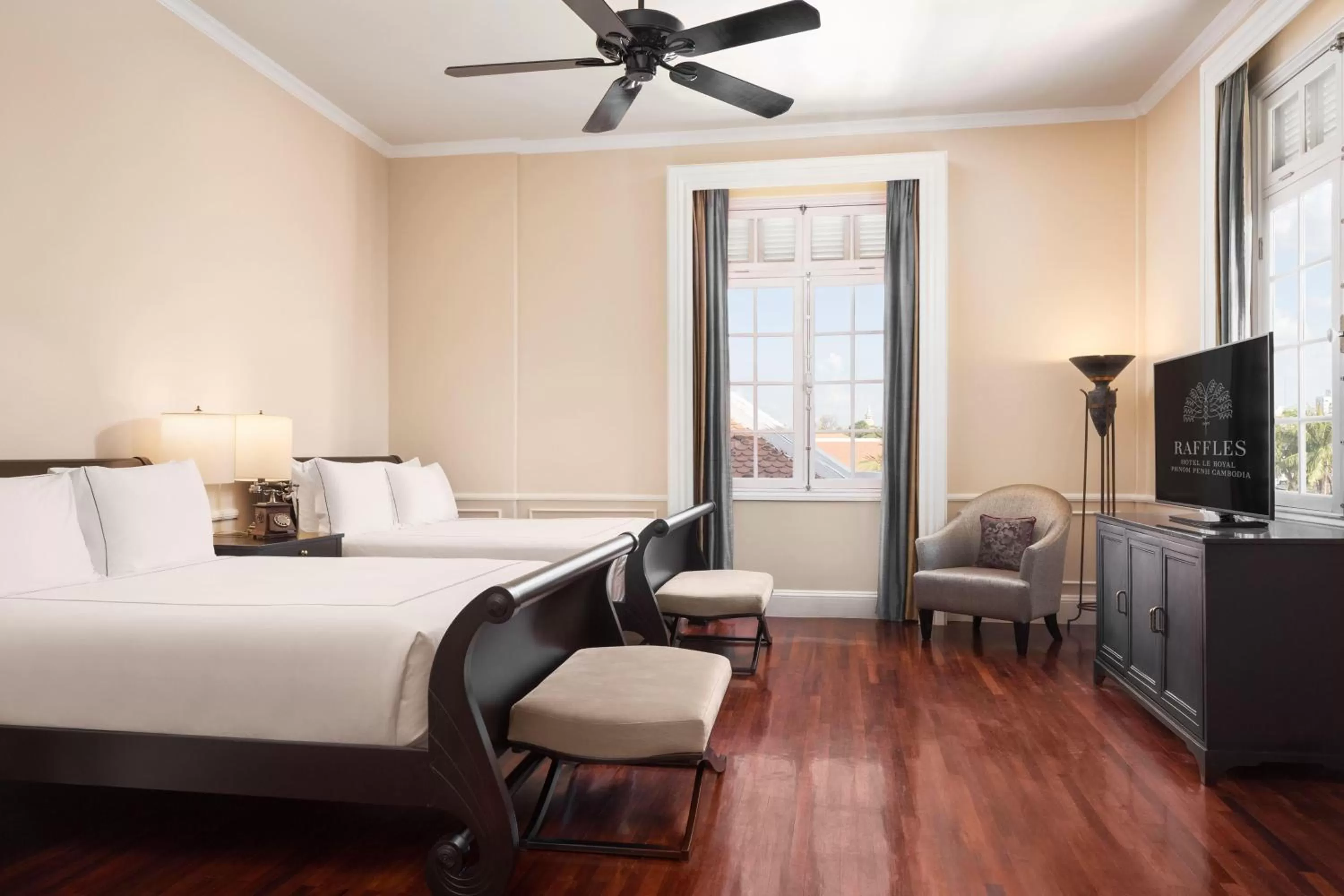 Bed in Raffles Hotel Le Royal