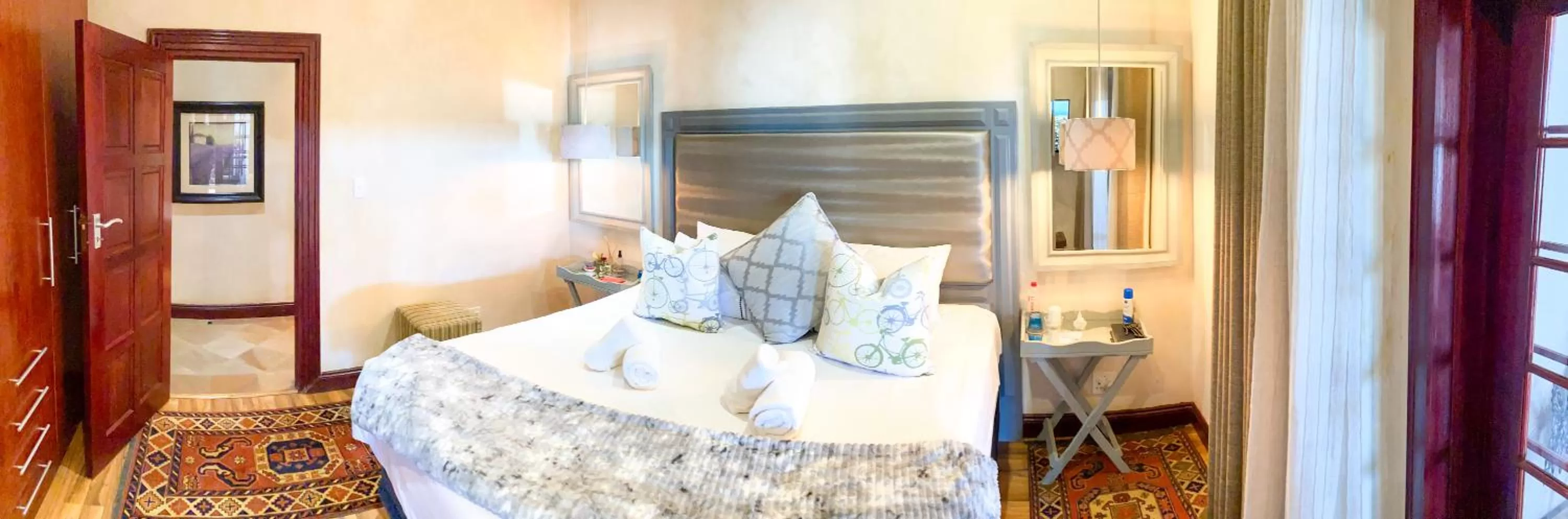 Bed in Spacube Luxury Suites and Spa