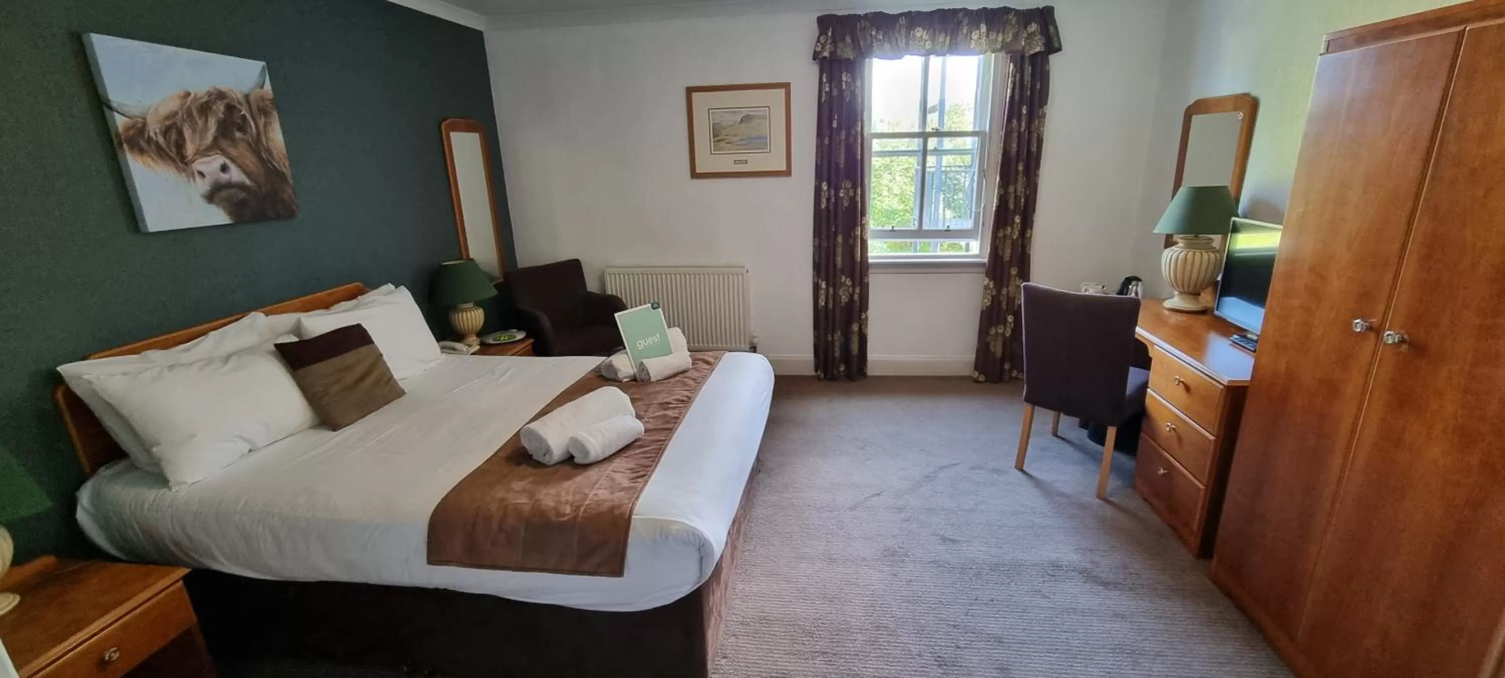 Bedroom, Bed in The Pitlochry Hydro Hotel