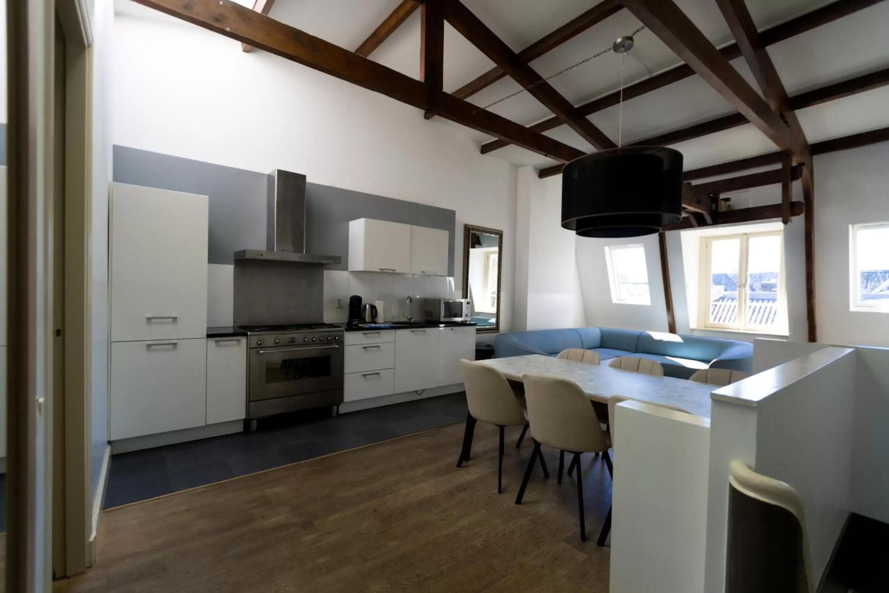 Three-Bedroom Apartment in Plantage Hortus Apartments Three-Bedroom Apartment in Plantage Hortus Apartments