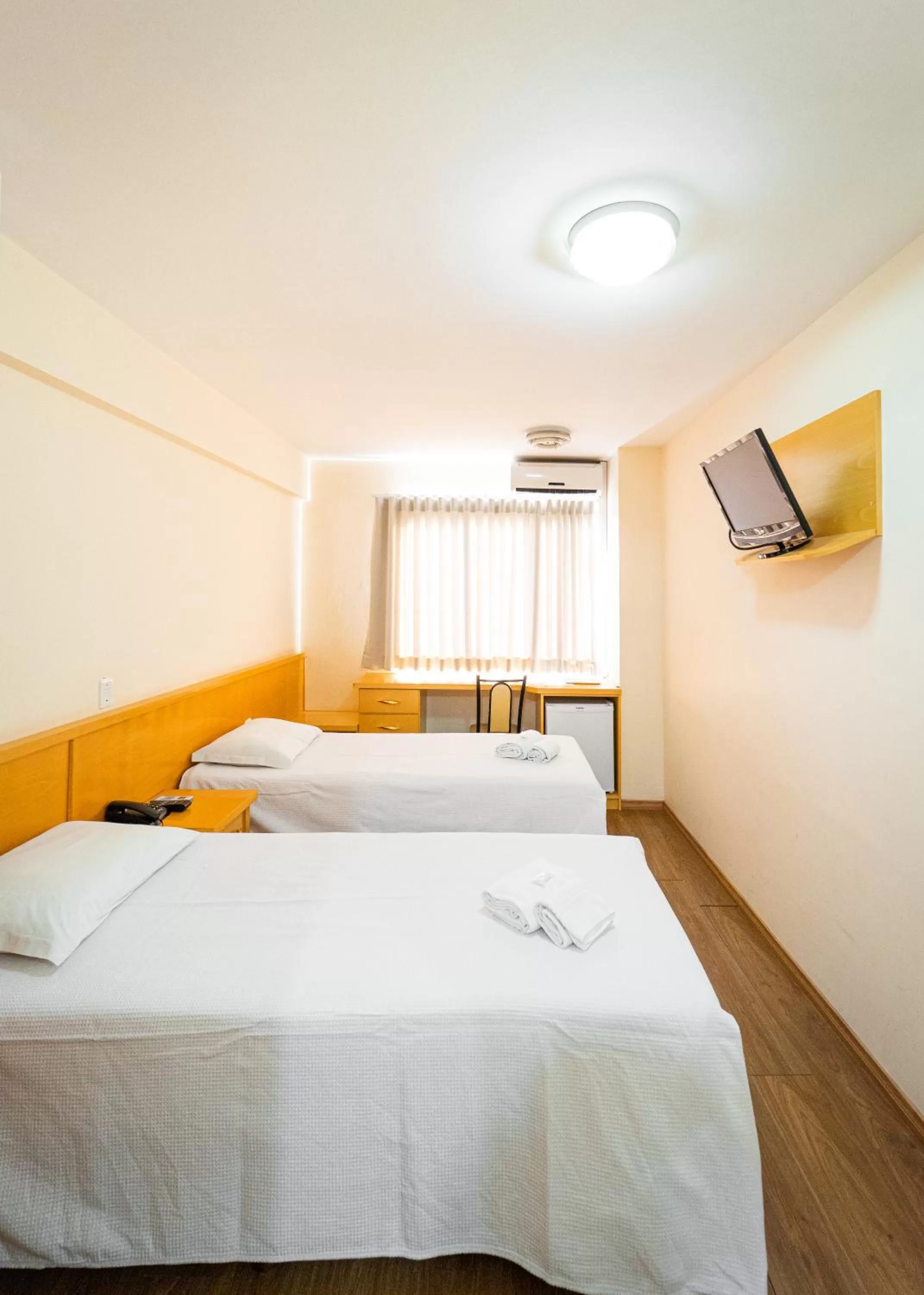 Bed in Condall Palace Hotel