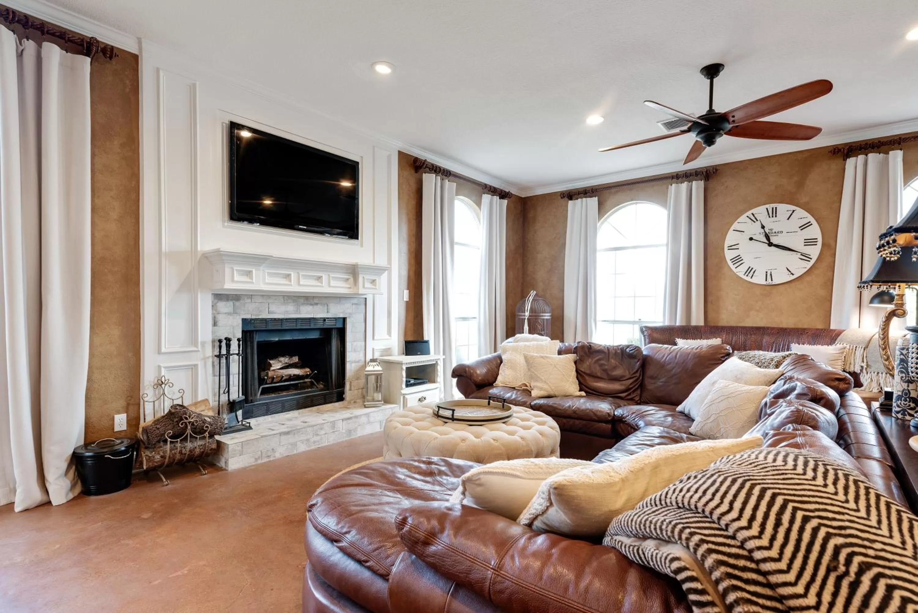Living room in The Plantation House Boutique Inn