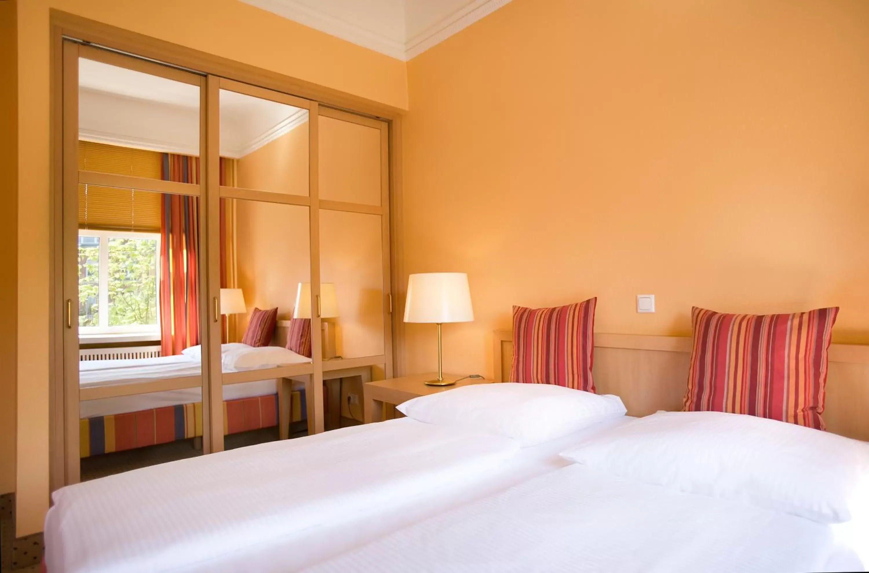 Premium Double or Twin Room - single occupancy in Relexa Hotel Bellevue an der Alster Premium Double or Twin Room - single occupancy in Relexa Hotel Bellevue an der Alster