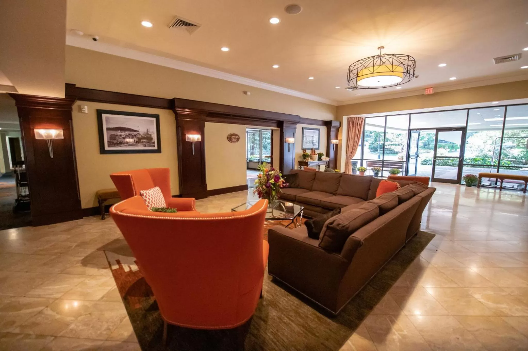 Lobby or reception in Holiday Inn Bar Harbor Regency Hotel by IHG