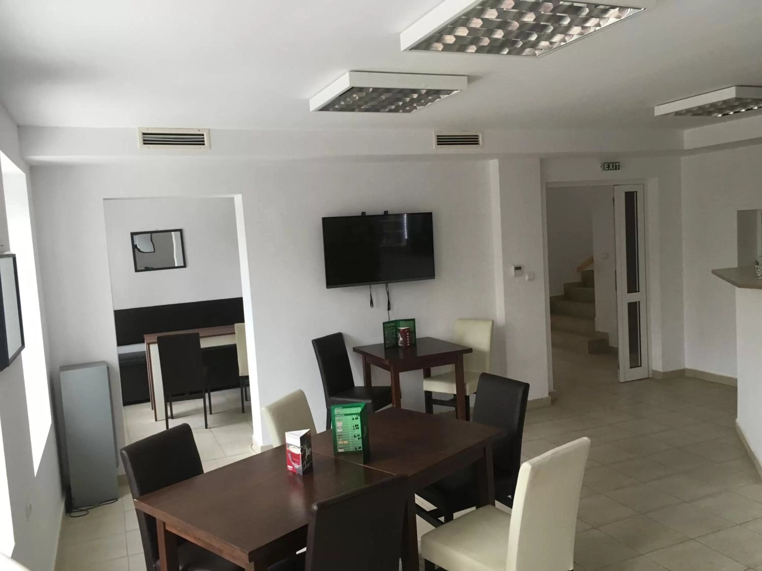 Restaurant/places to eat in By The River Hotel