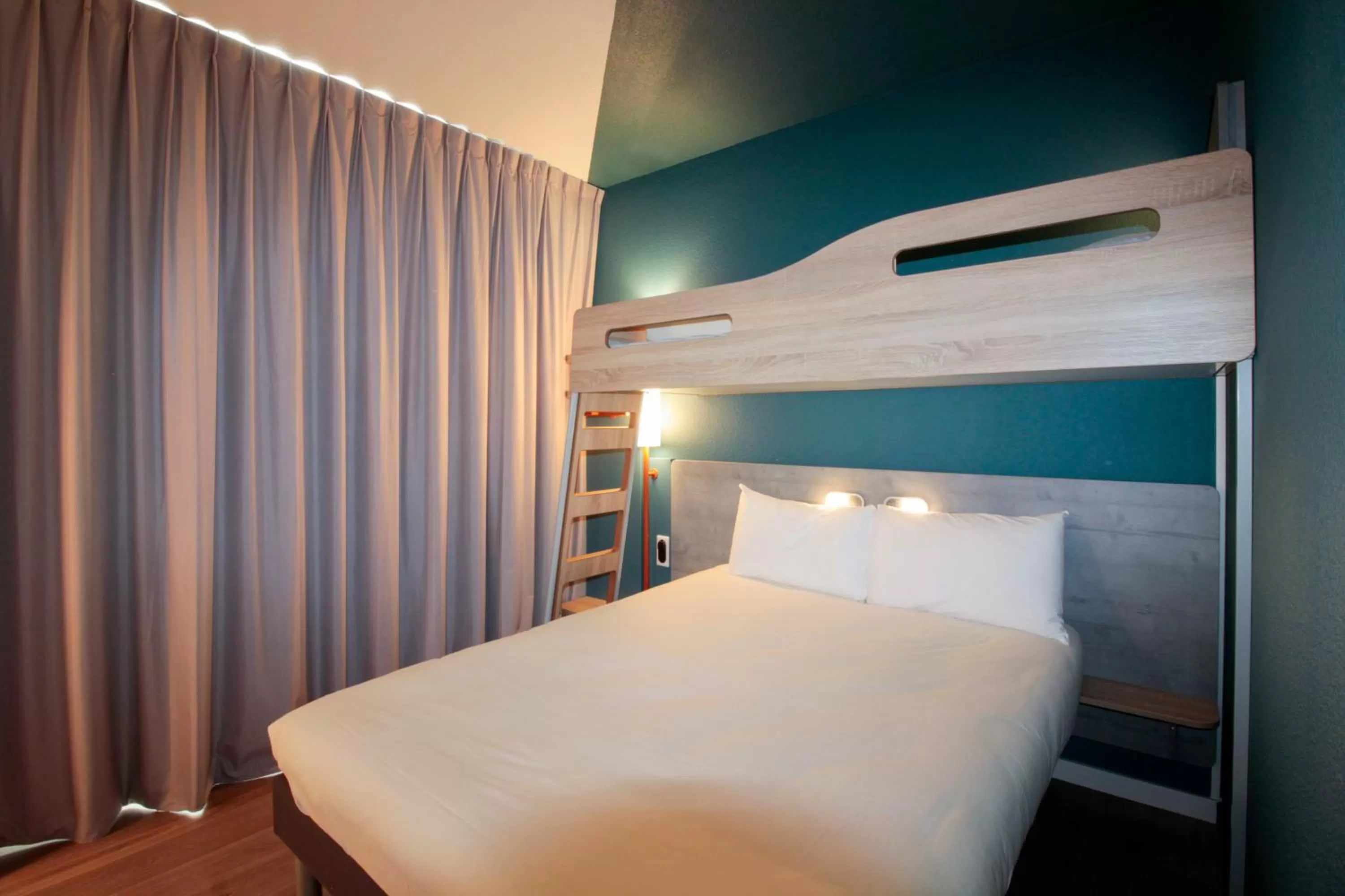 bunk bed, Bed in ibis budget Cahors