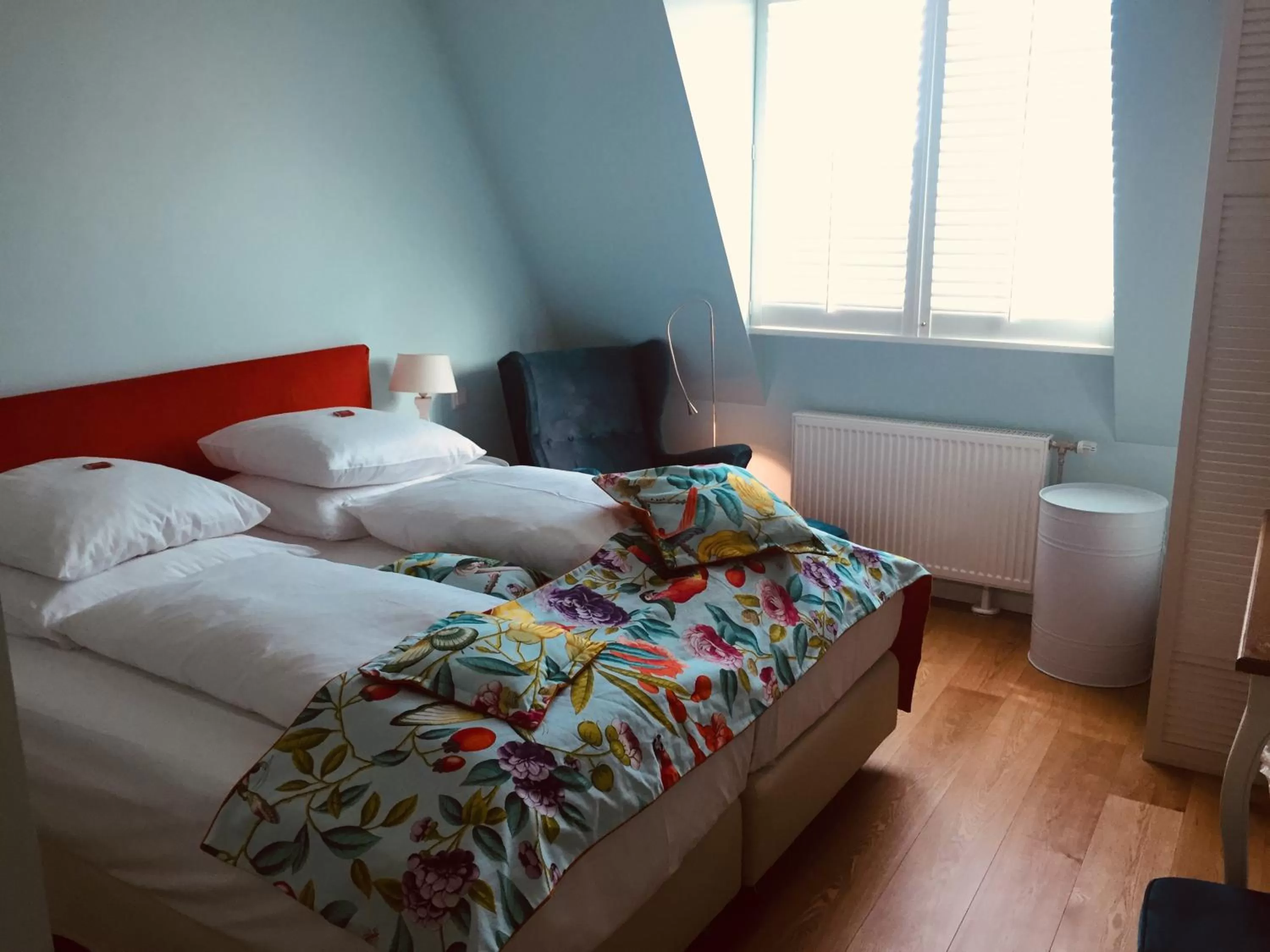 Photo of the whole room, Bed in das HOTEL in München