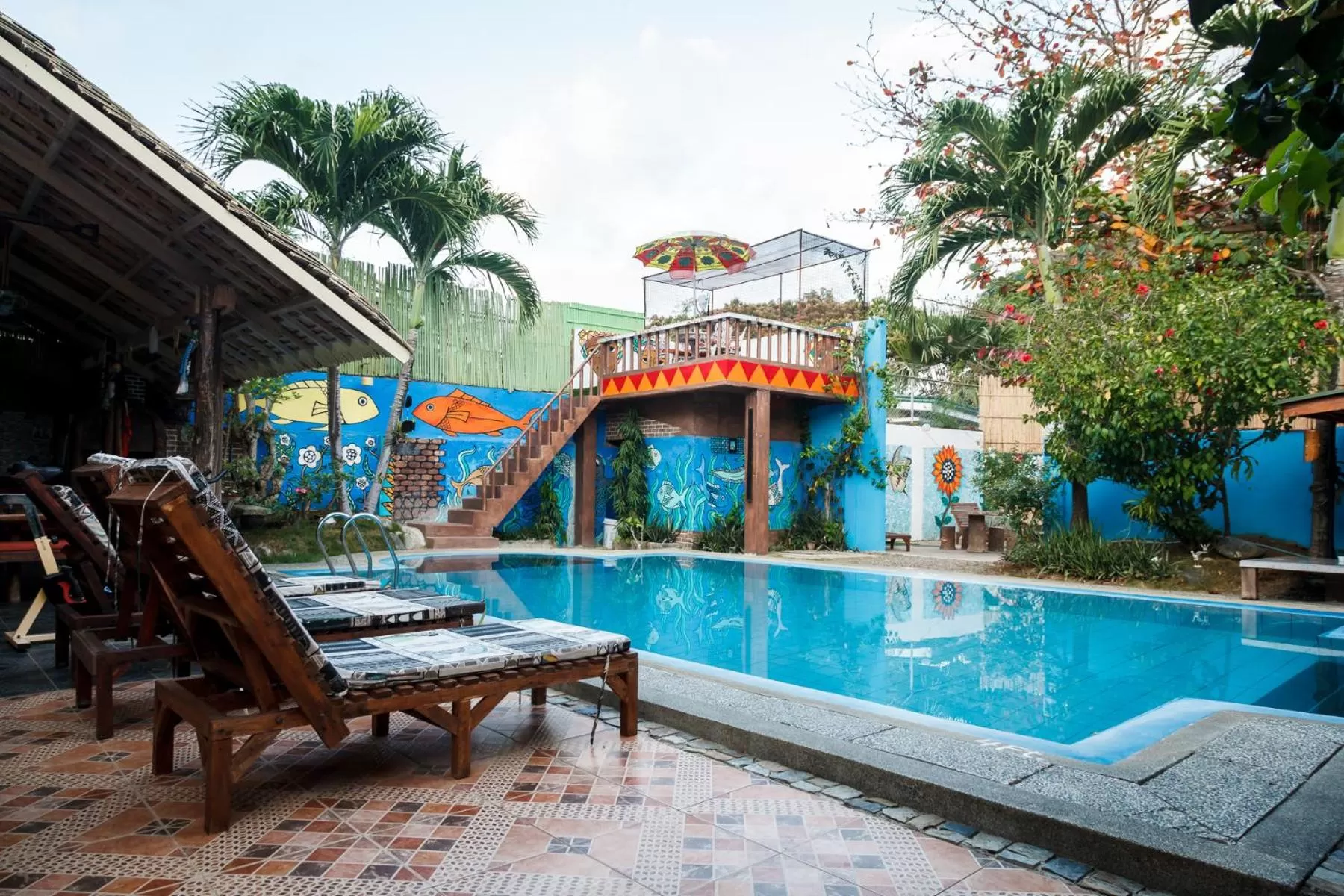 Swimming pool in Lala Panzi Bed and Breakfast