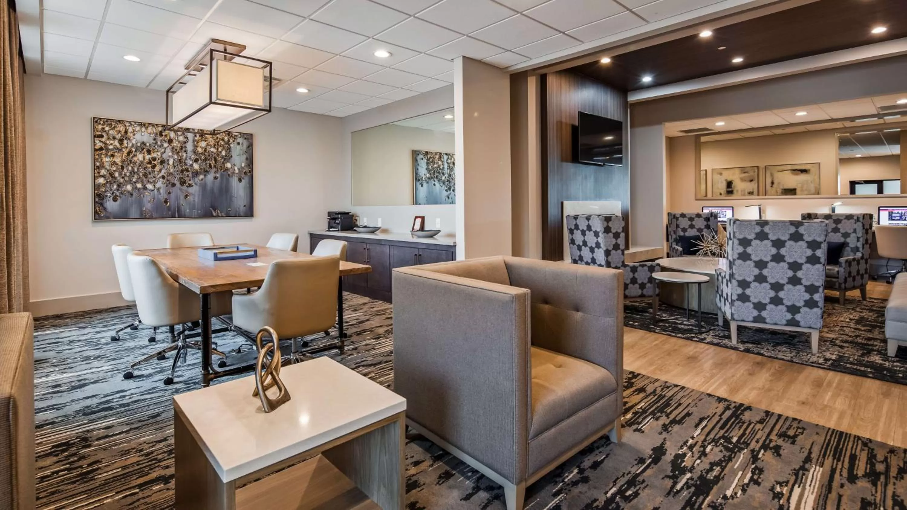 Lobby or reception in Best Western Premier Energy Corridor
