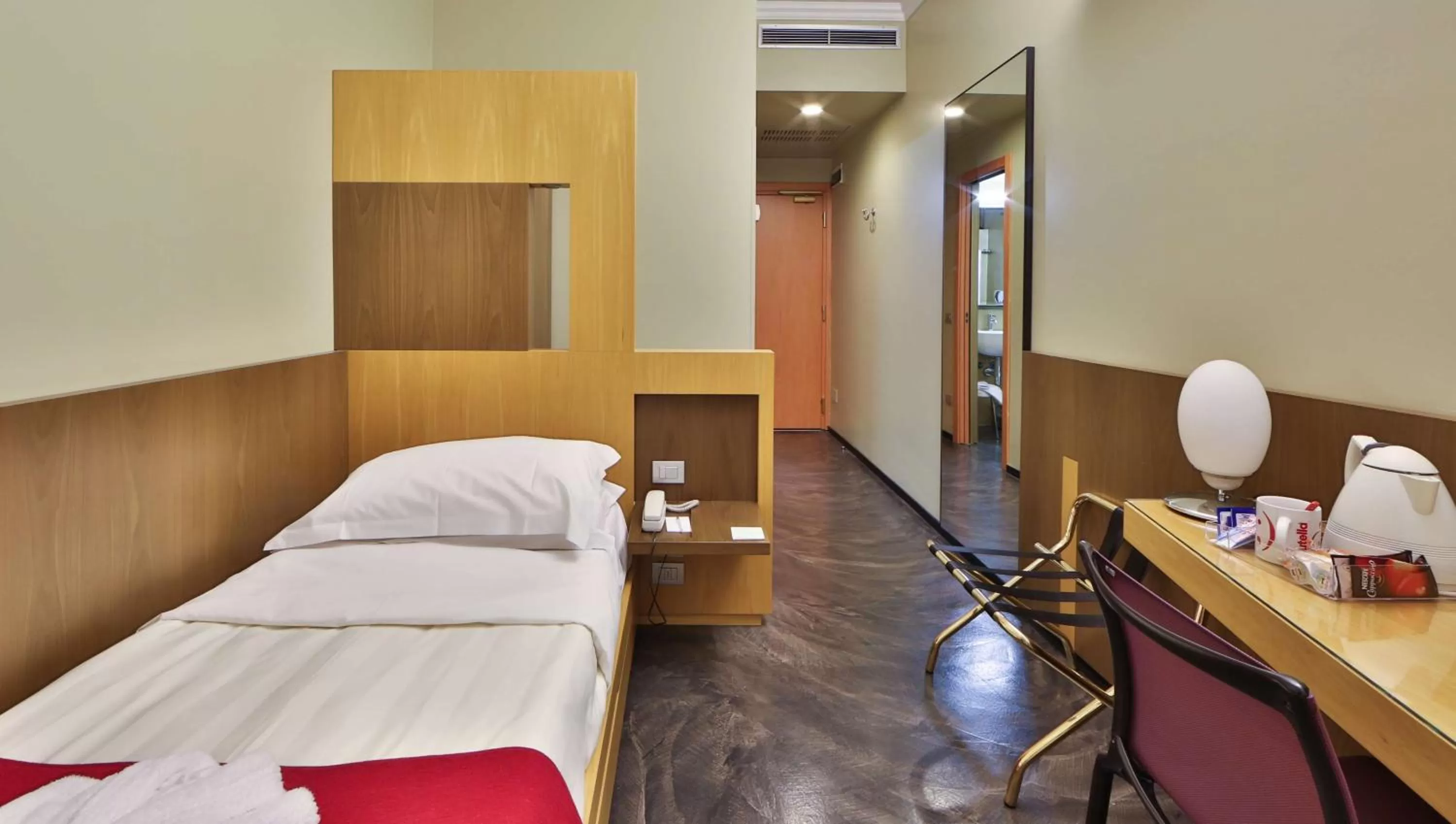 Bedroom, Bed in Best Western Hotel Major