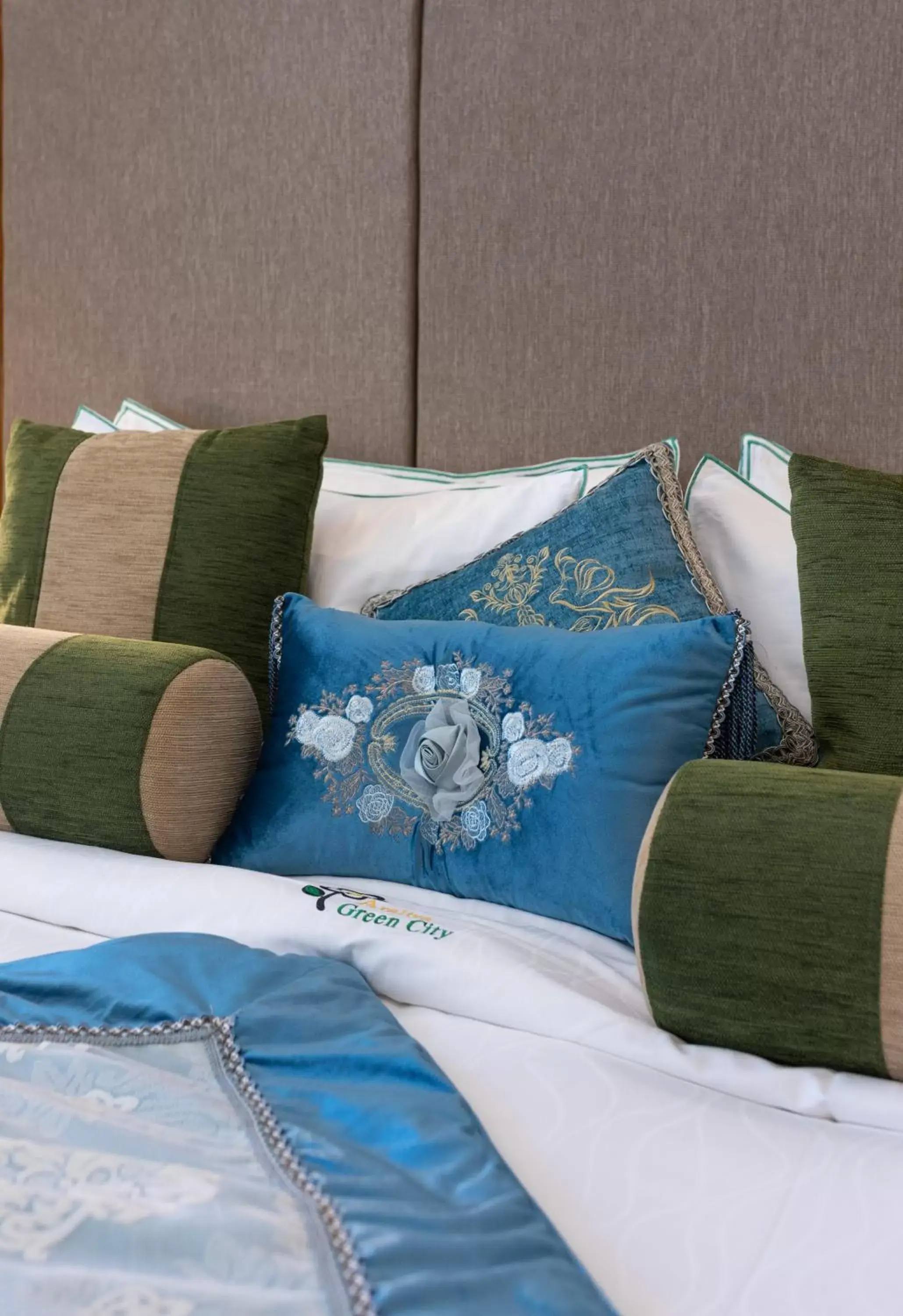 Araliya Premier Two-Bedroom Suite in Araliya Green City Hotel Araliya Premier Two-Bedroom Suite in Araliya Green City Hotel