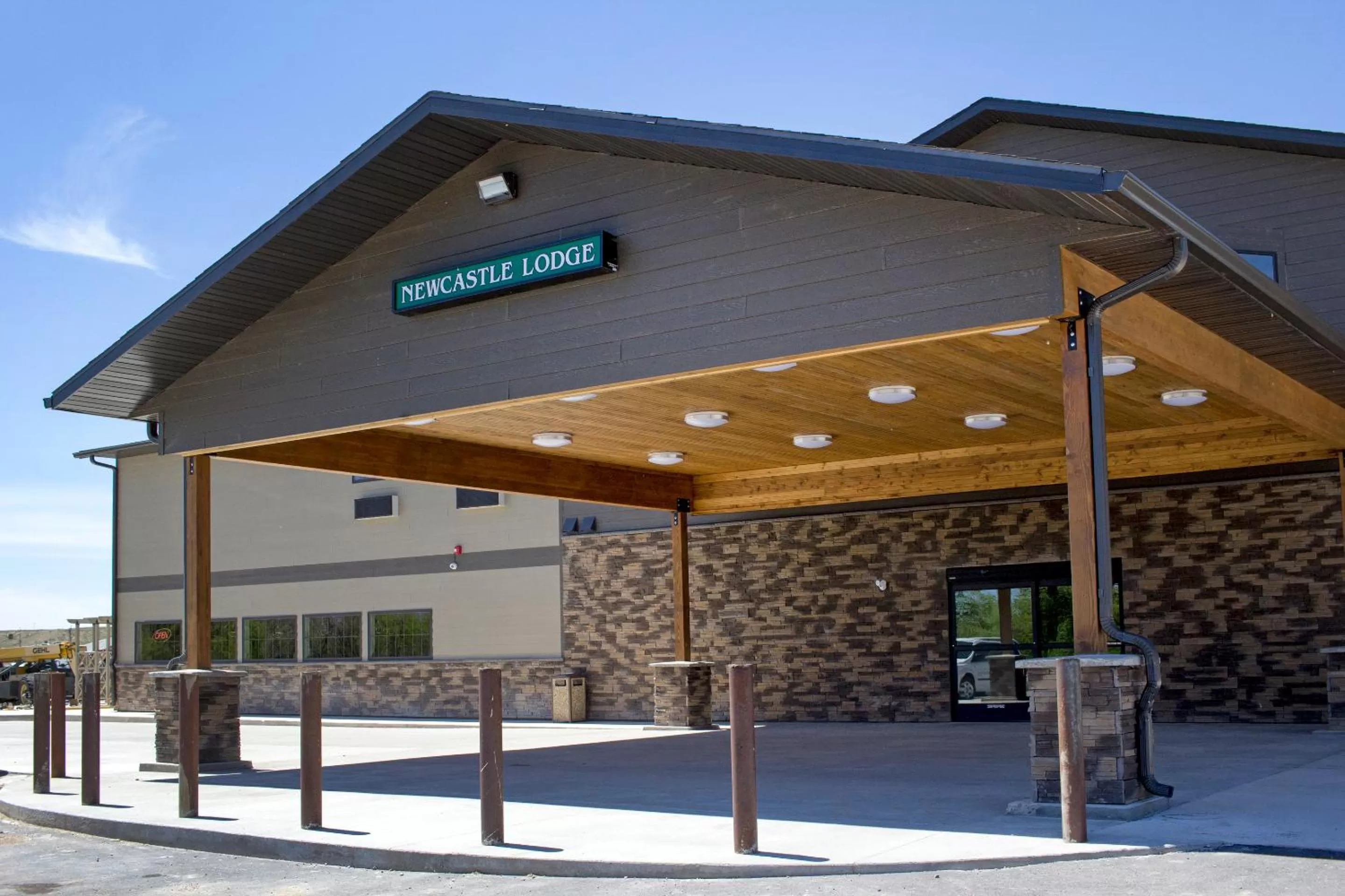 Facade/entrance in Newcastle Lodge & Convention Center